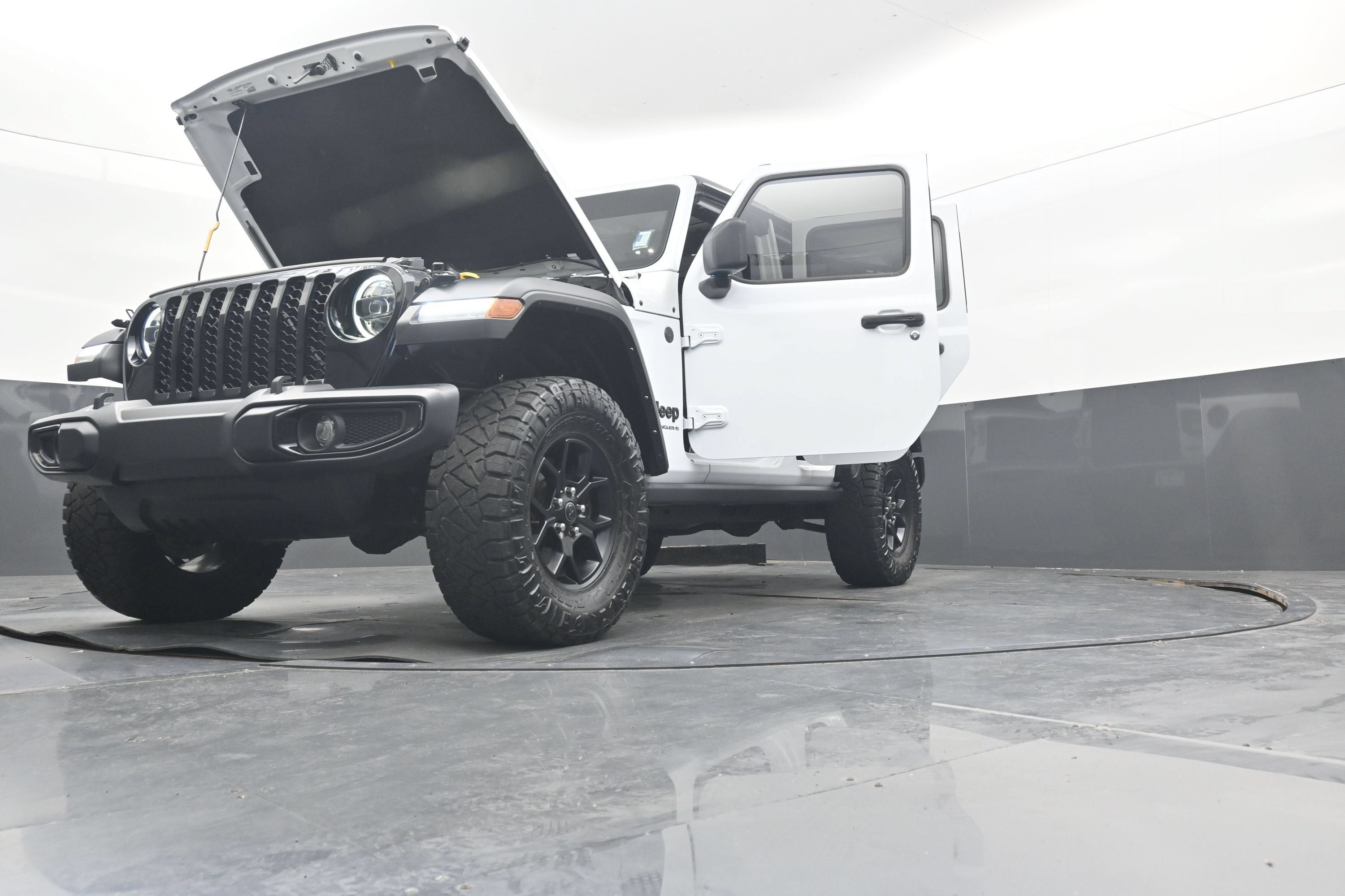 2024 Jeep Wrangler 4-Door Willys 4x4
