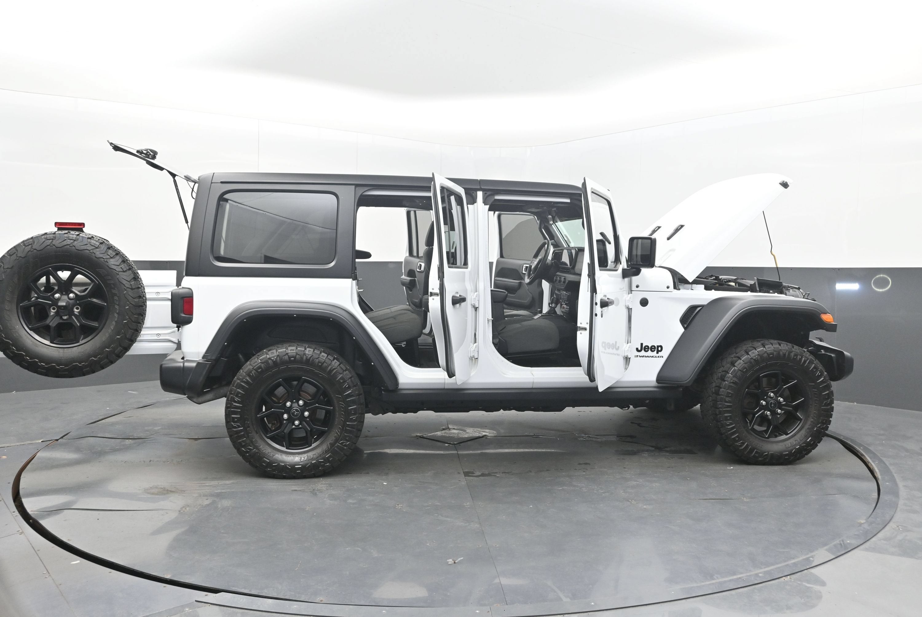 2024 Jeep Wrangler 4-Door Willys 4x4