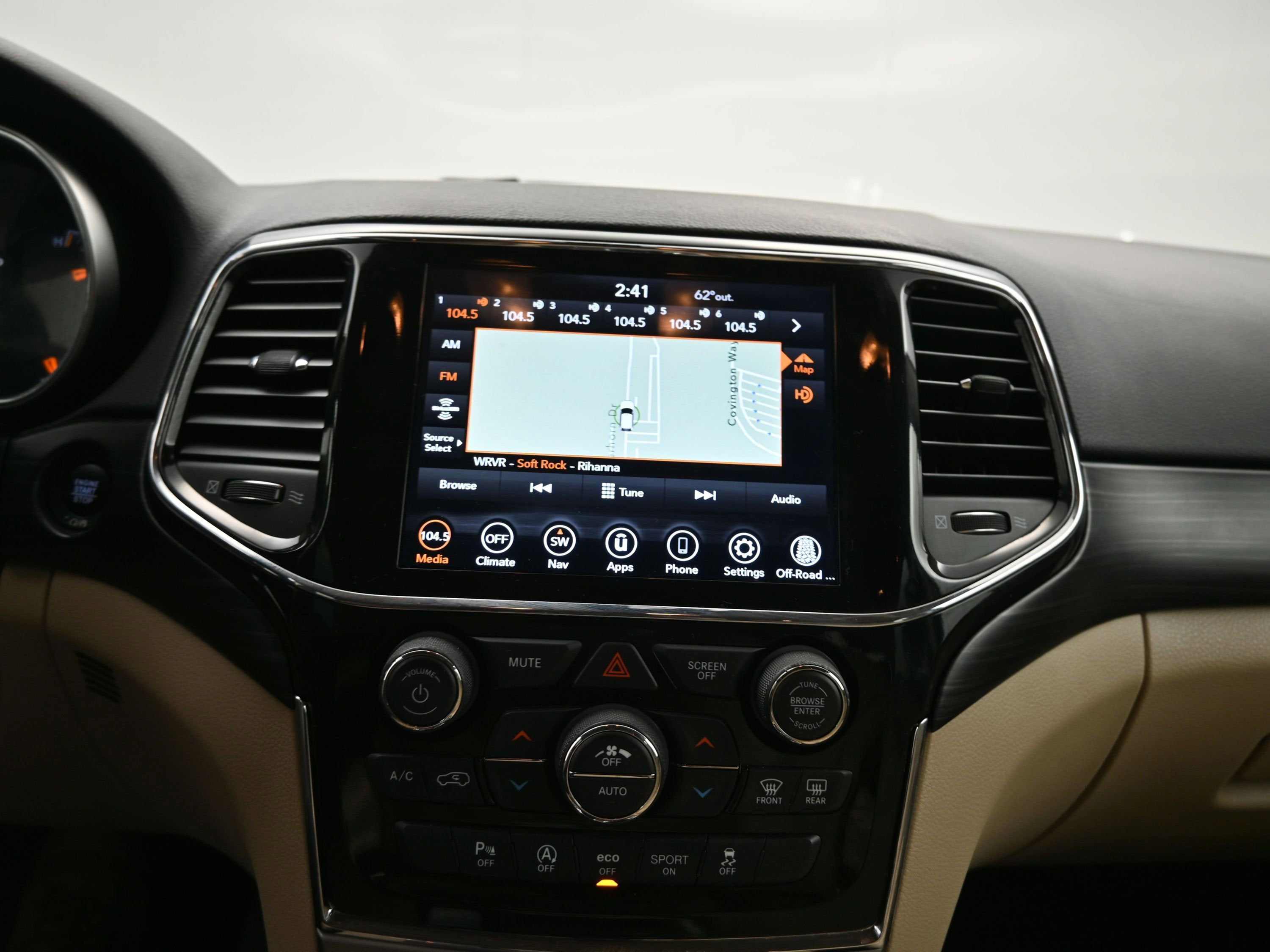 2022 Jeep Grand Cherokee WK Laredo E 4x4