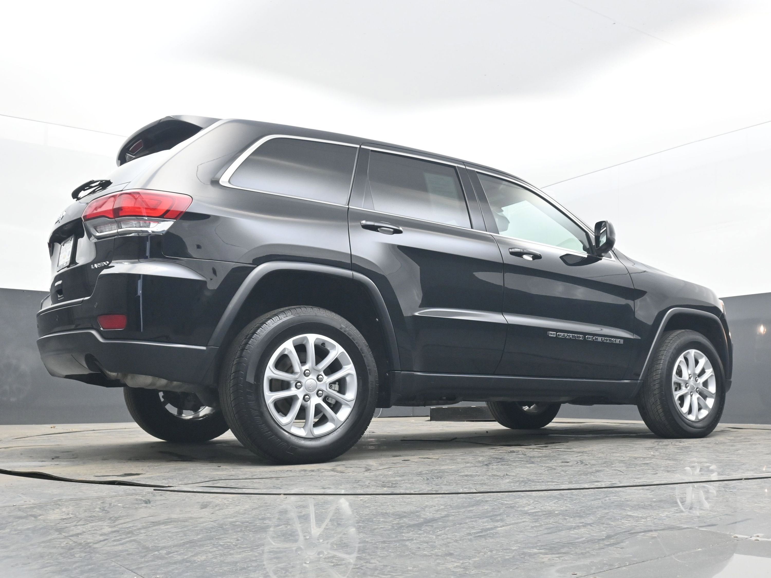 2022 Jeep Grand Cherokee WK Laredo E 4x4