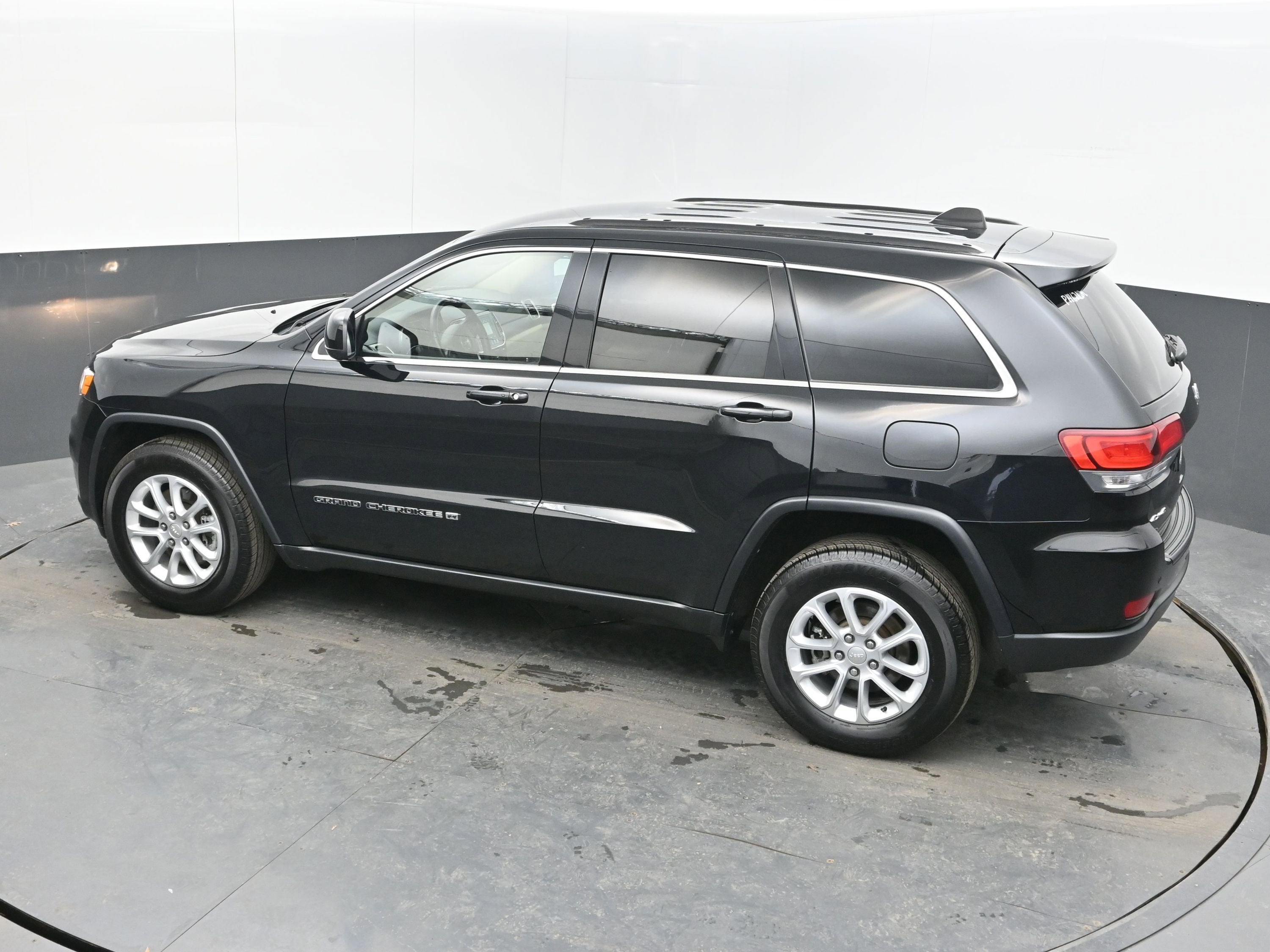 2022 Jeep Grand Cherokee WK Laredo E 4x4