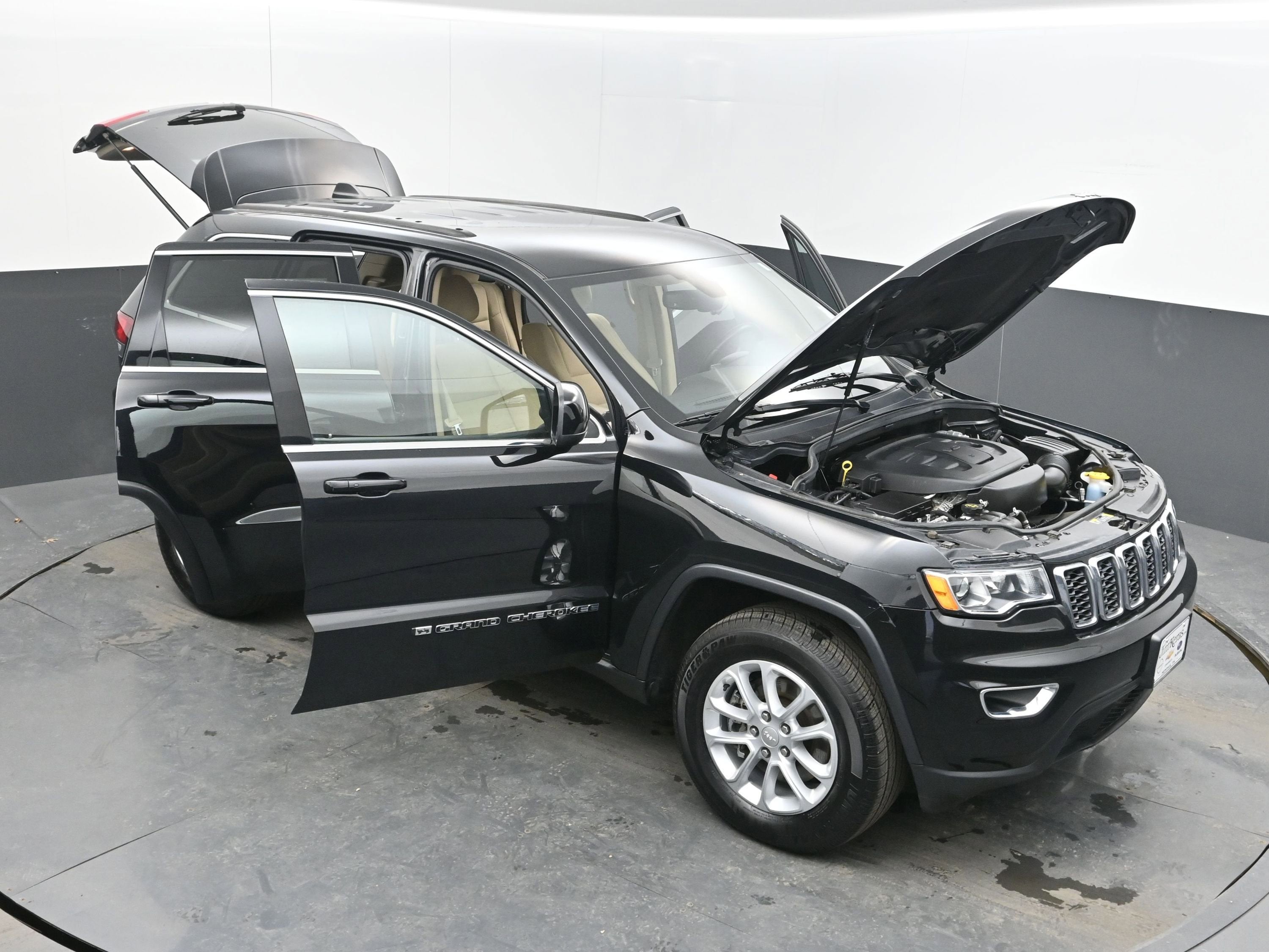 2022 Jeep Grand Cherokee WK Laredo E 4x4