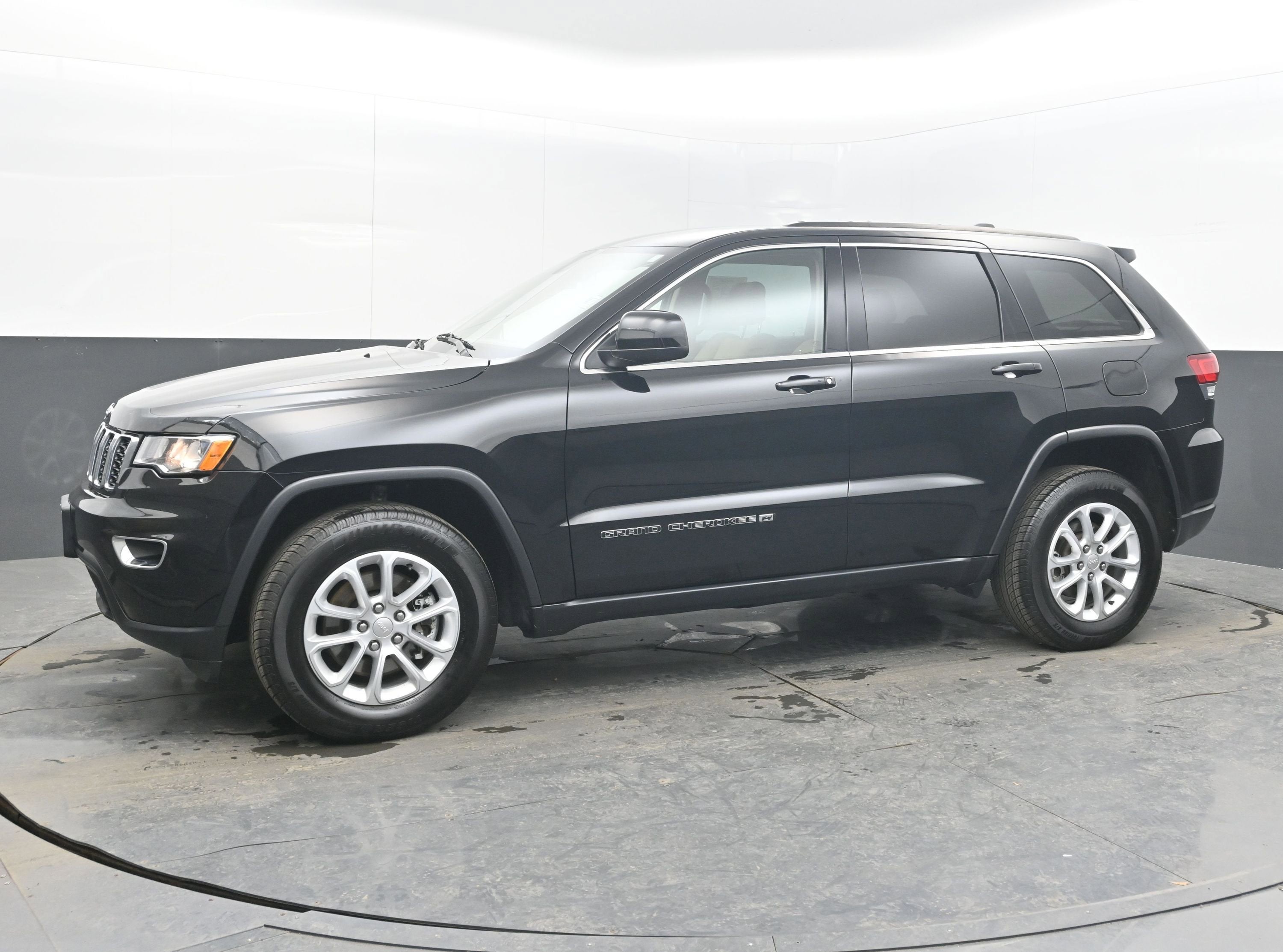 2022 Jeep Grand Cherokee WK Laredo E 4x4