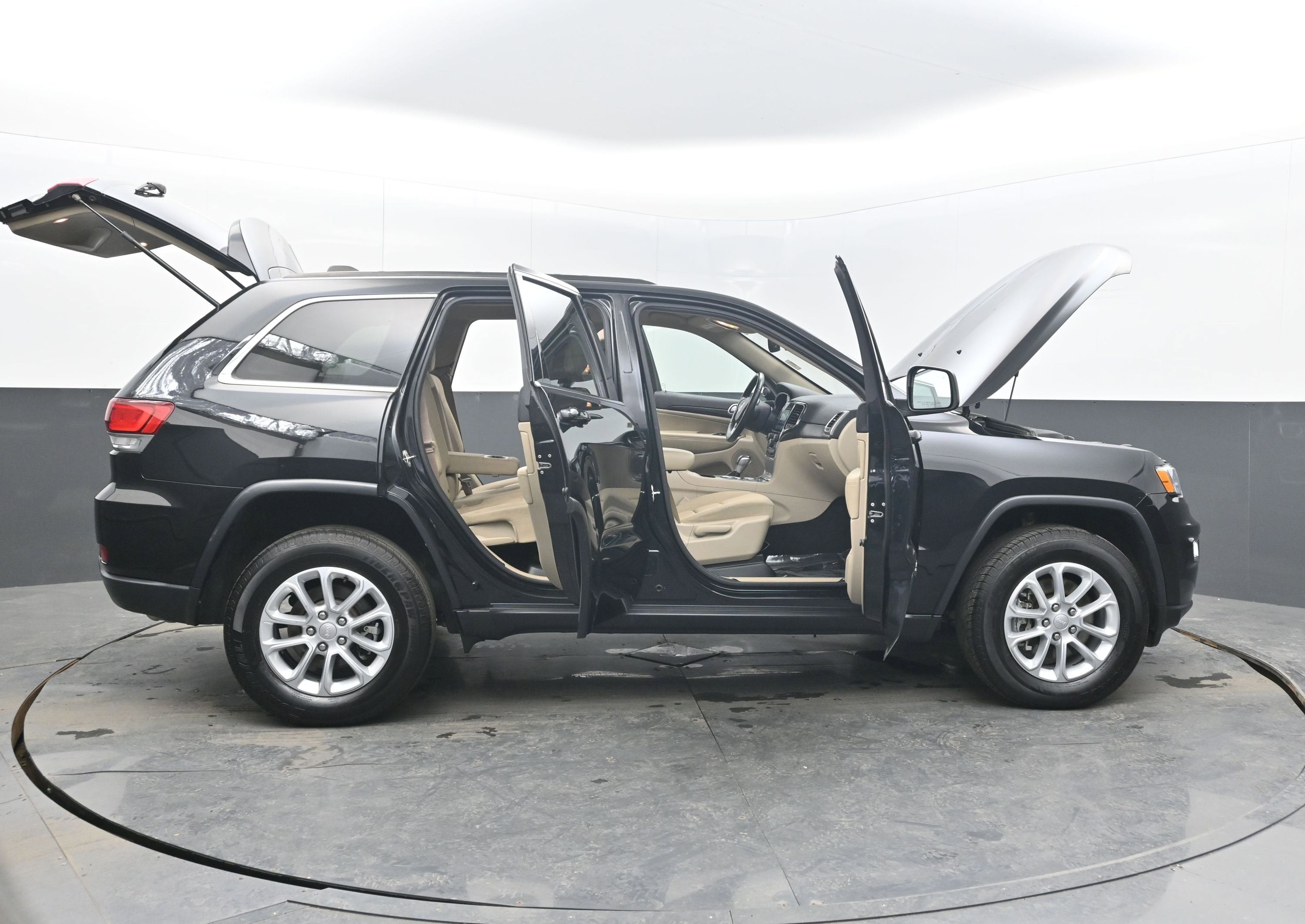 2022 Jeep Grand Cherokee WK Laredo E 4x4