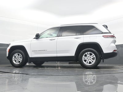 2024 Jeep Grand Cherokee Laredo 4x2