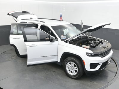 2023 Jeep Grand Cherokee Laredo 4x4