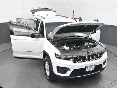 2023 Jeep Grand Cherokee Laredo 4x4