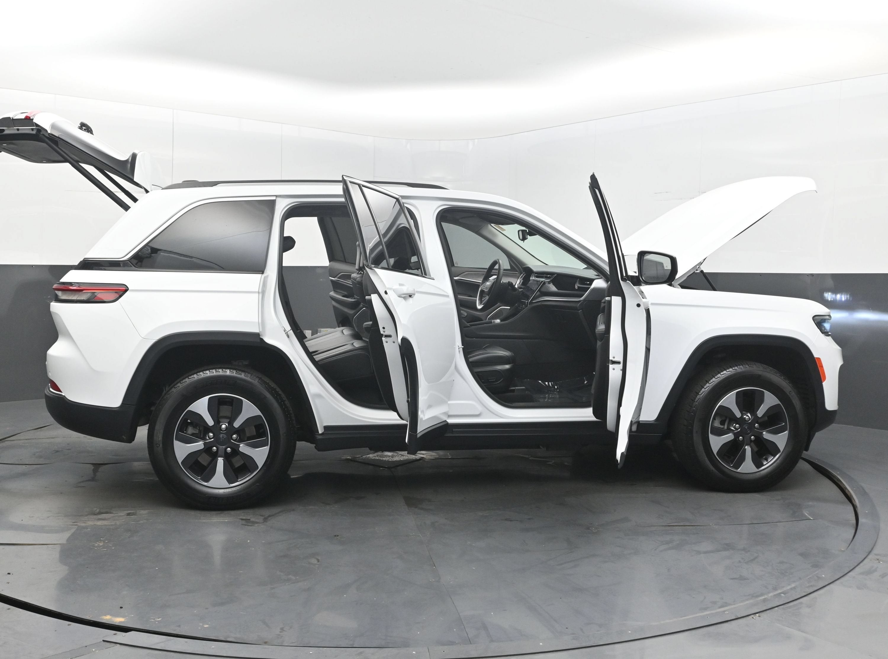 2023 Jeep Grand Cherokee 4xe BASE