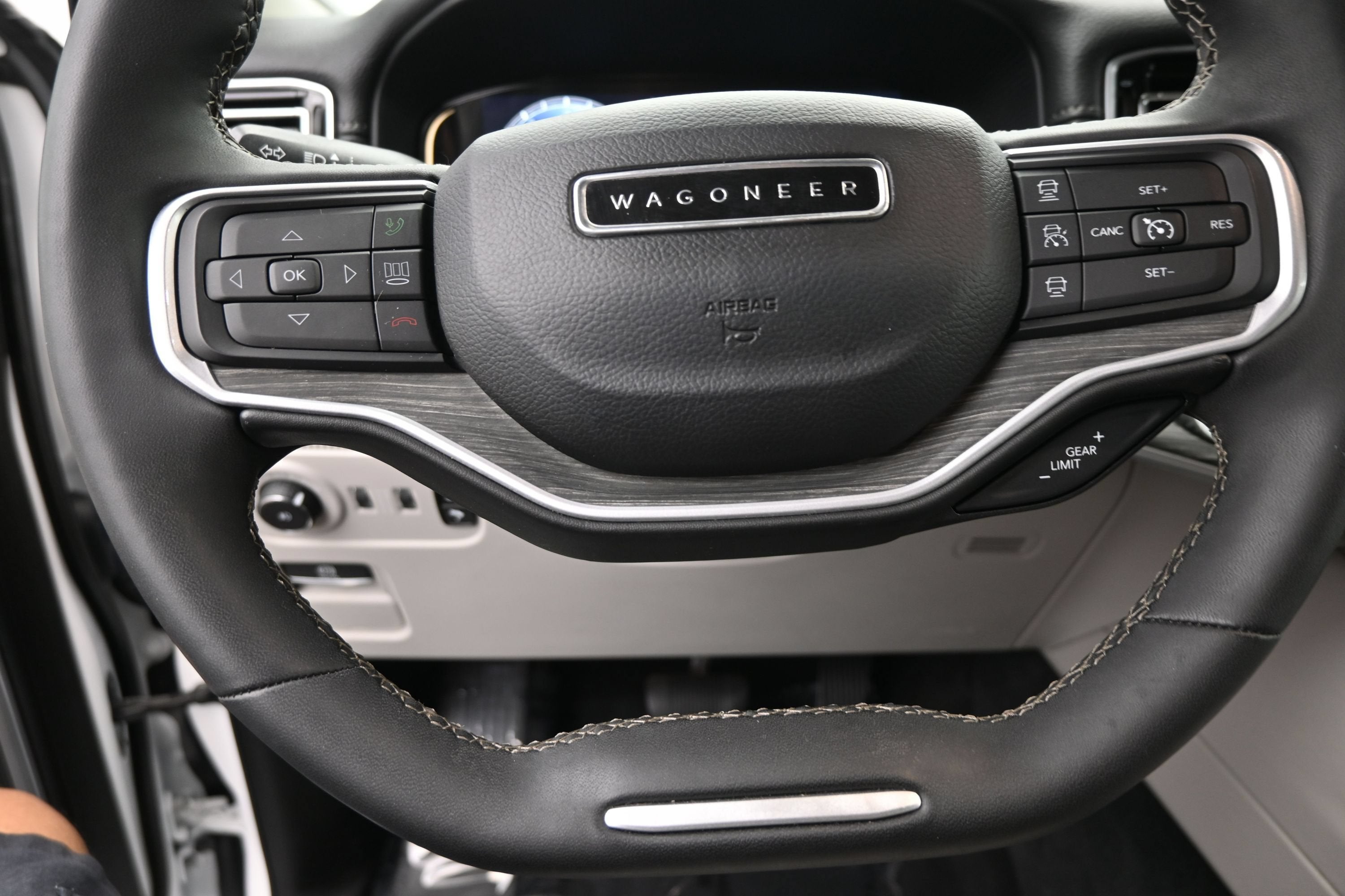 2024 Jeep Wagoneer Series II 4x2