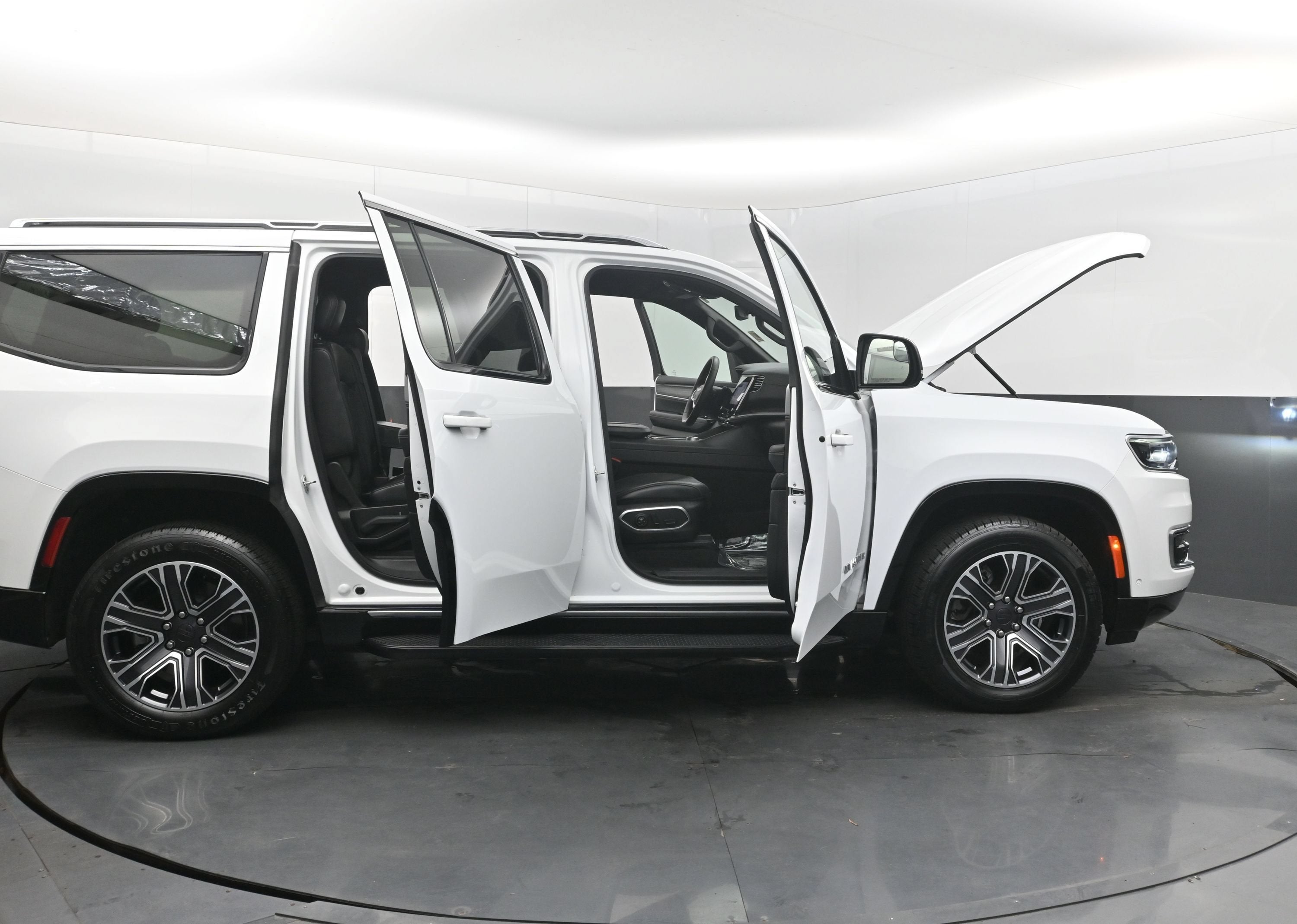 2024 Jeep Wagoneer Series II