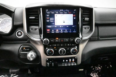 2019 RAM 1500 Laramie Crew Cab 4x2 5'7" Box