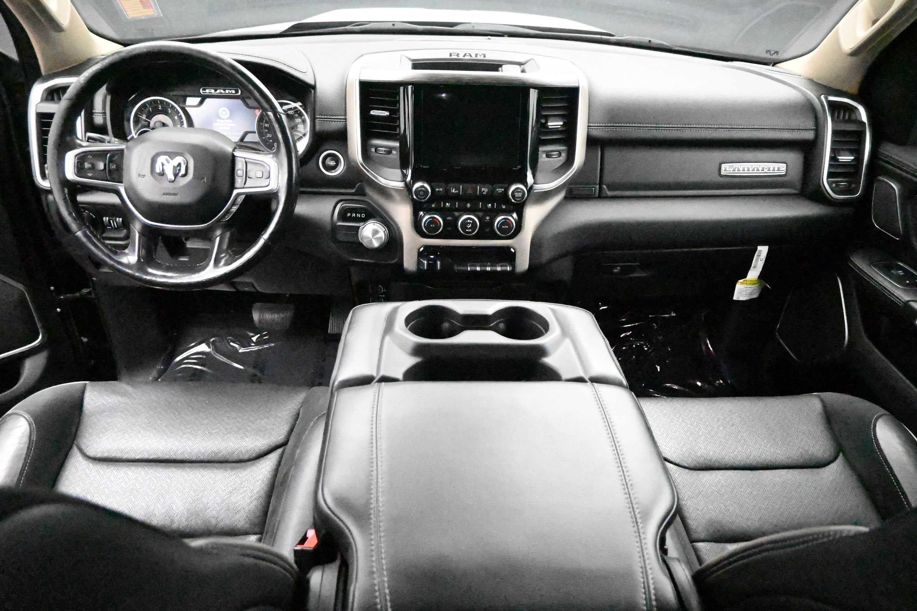 2019 RAM 1500 Laramie Crew Cab 4x2 5'7" Box