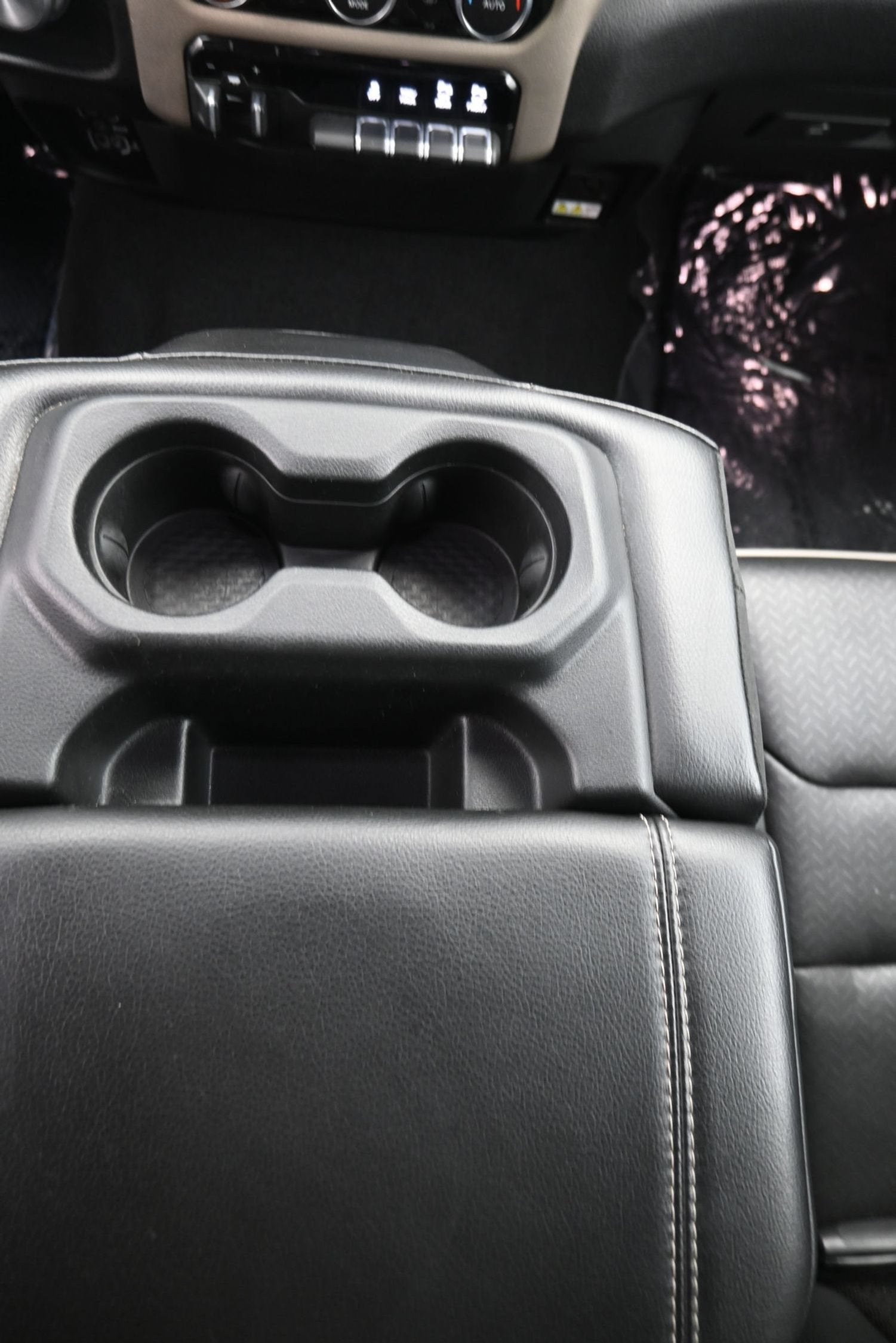 2019 RAM 1500 Laramie Crew Cab 4x2 5'7" Box