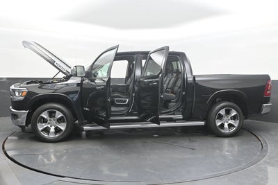 2019 RAM 1500 Laramie Crew Cab 4x2 5'7" Box
