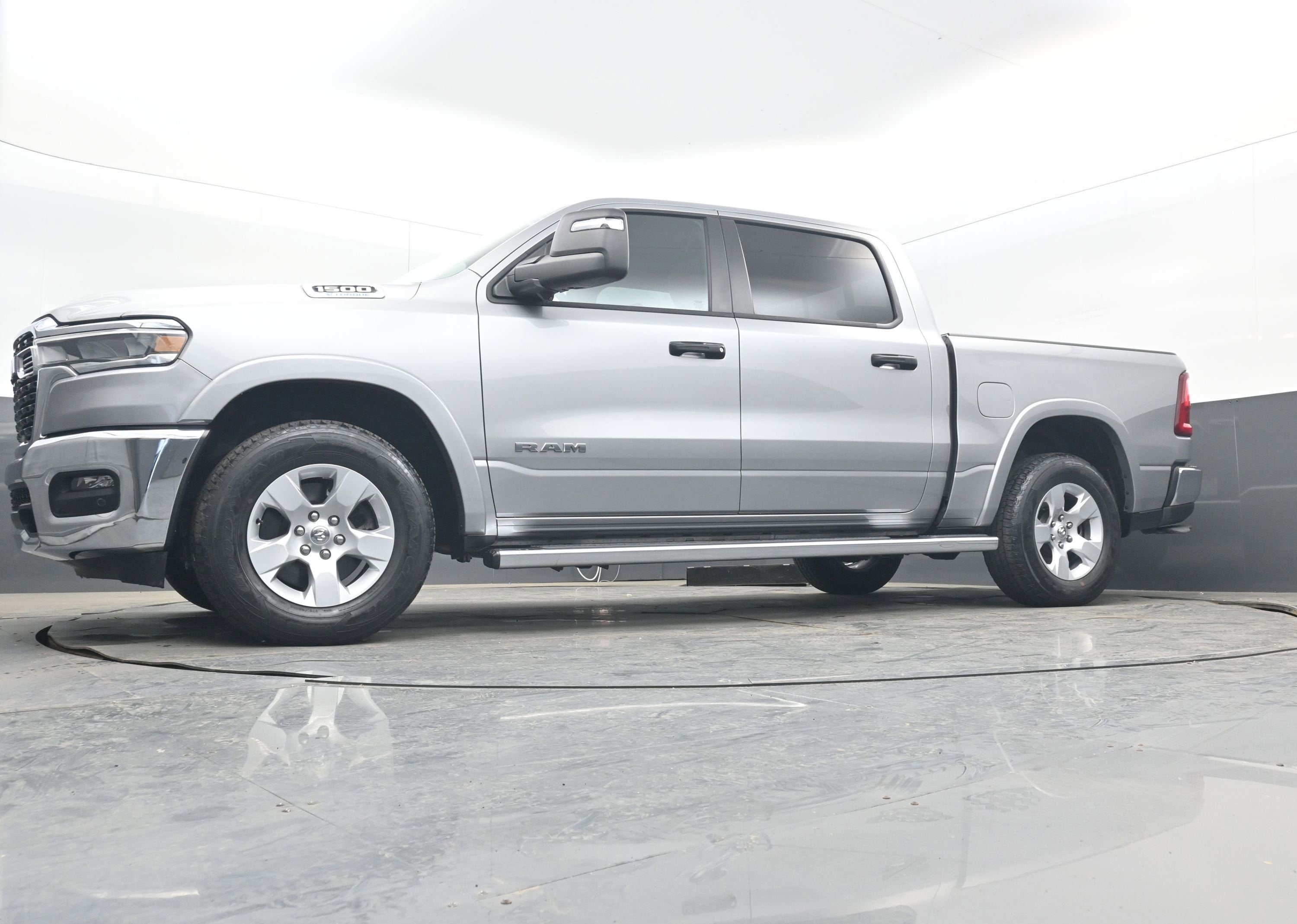 2025 RAM 1500 Big Horn Crew Cab 4x4 5'7" Box