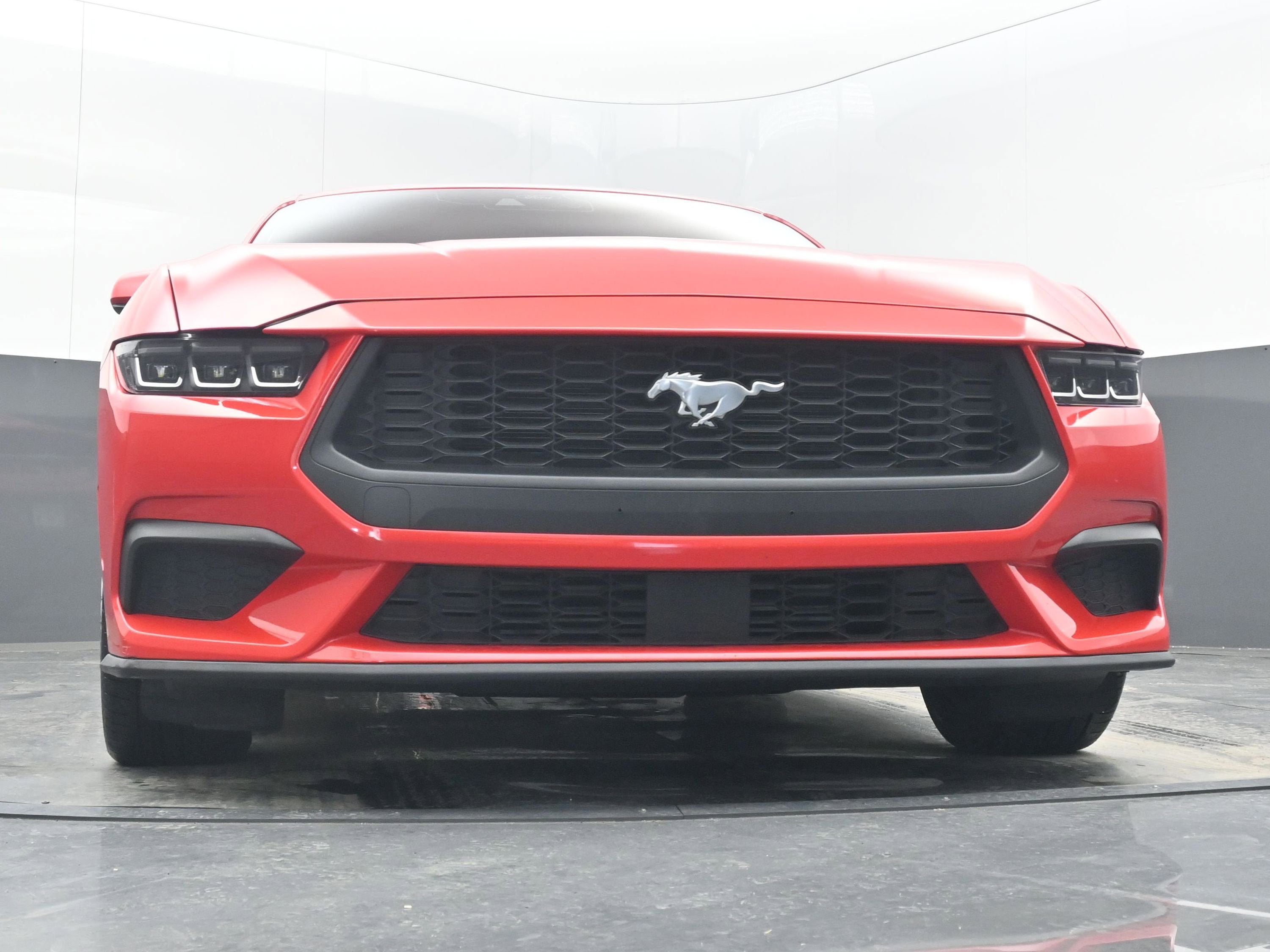 2024 Ford Mustang EcoBoost Fastback