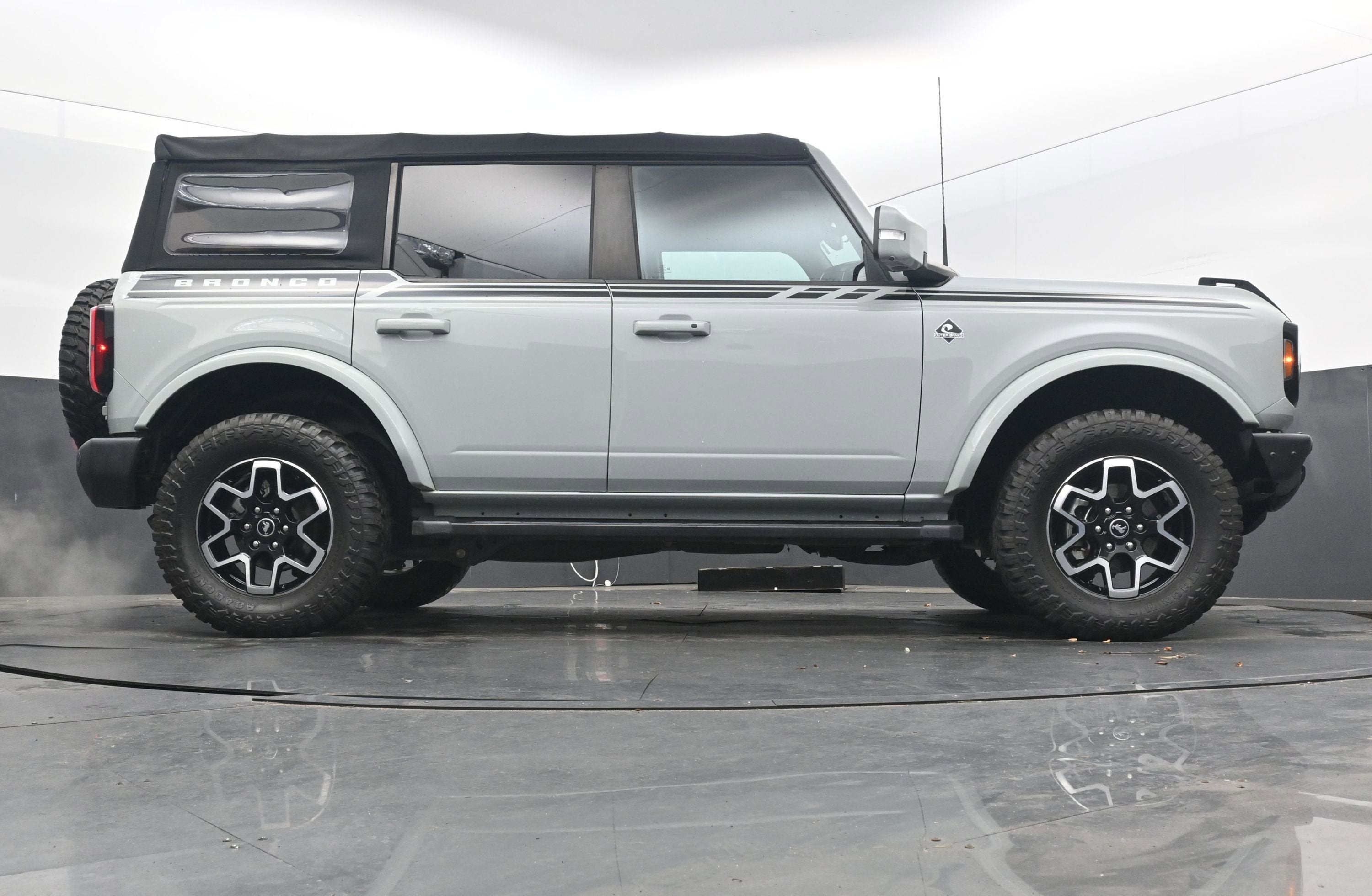 2021 Ford Bronco Outer Banks