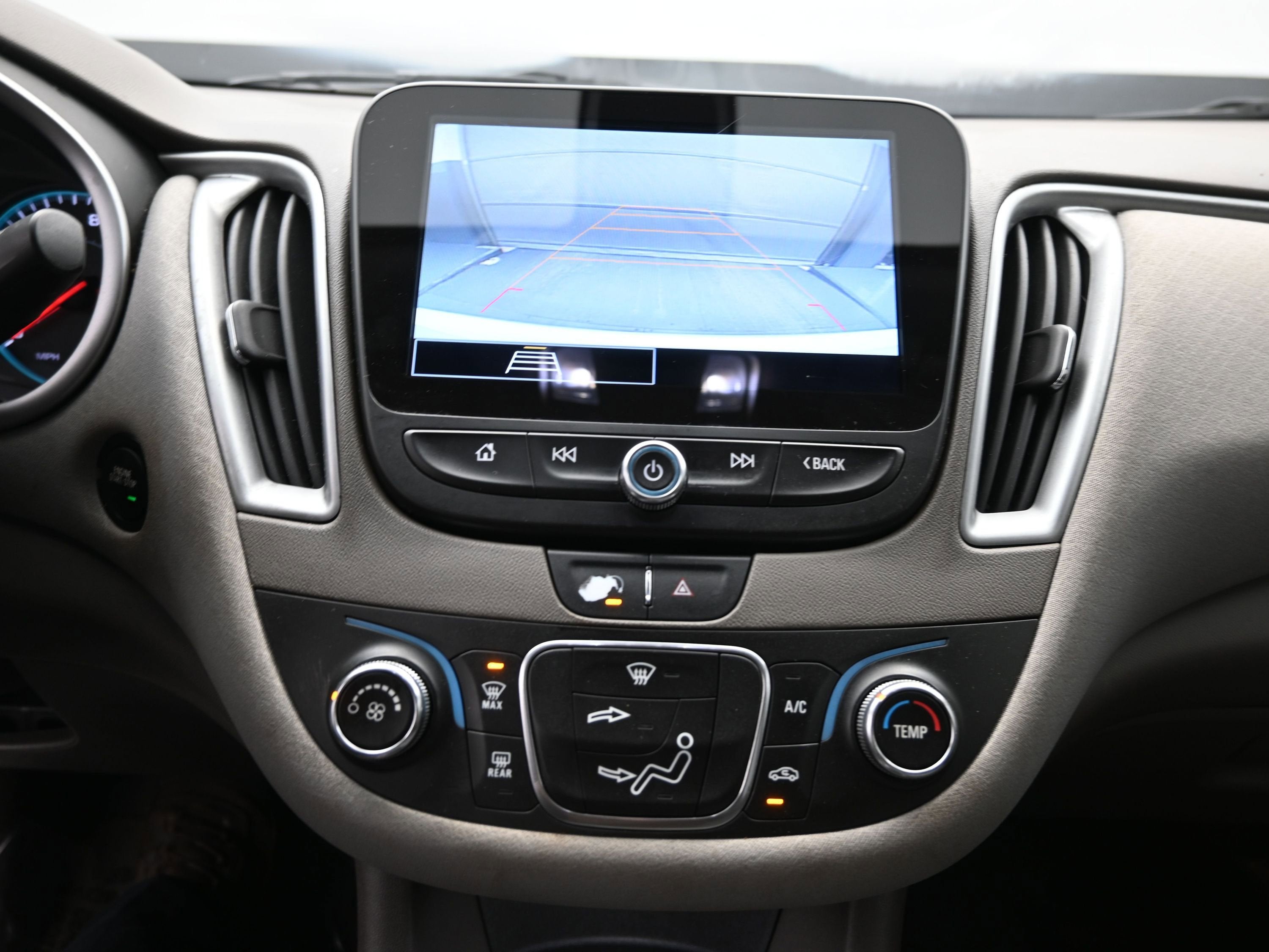 2021 Chevrolet Malibu LS