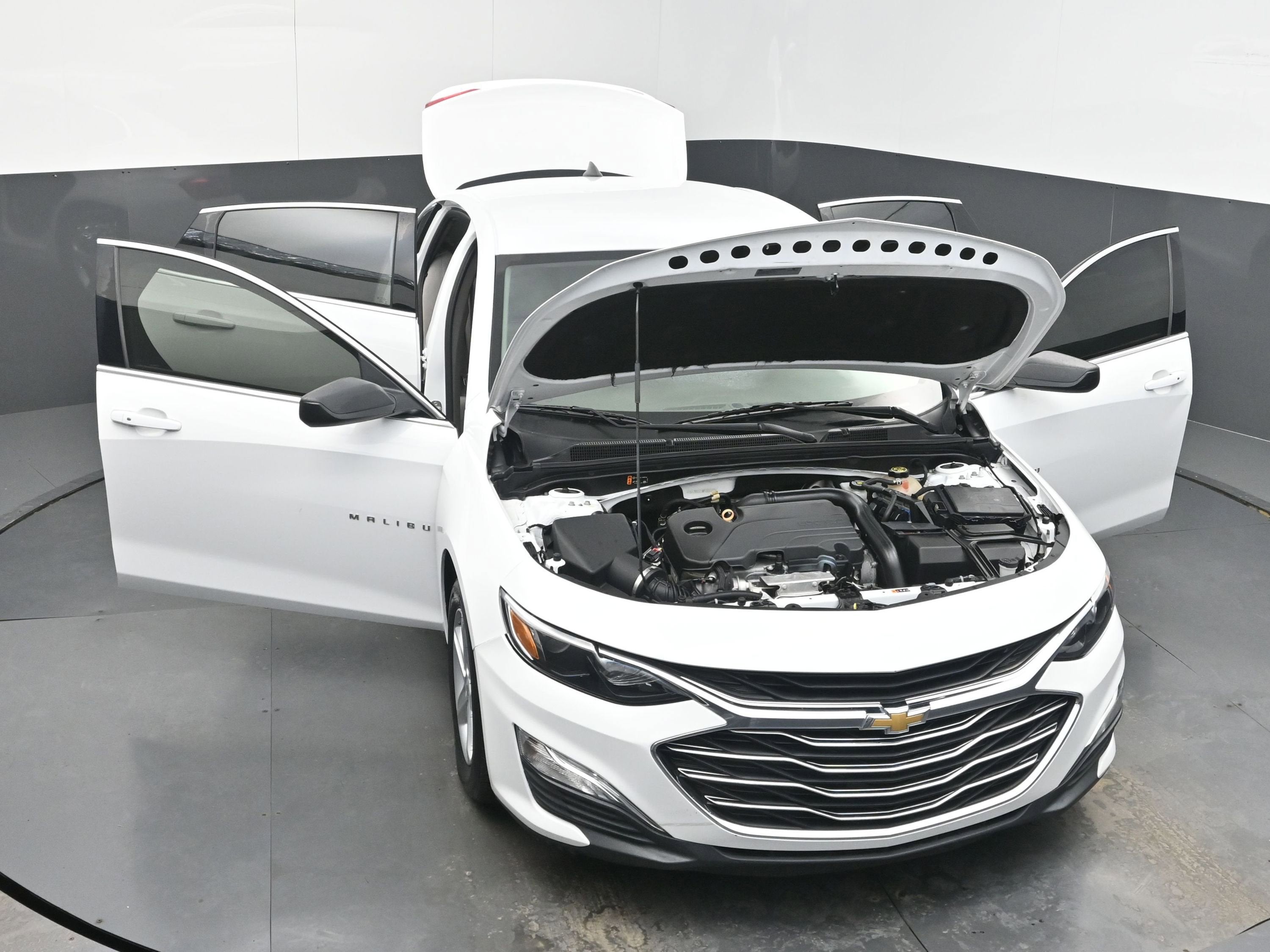 2021 Chevrolet Malibu LS
