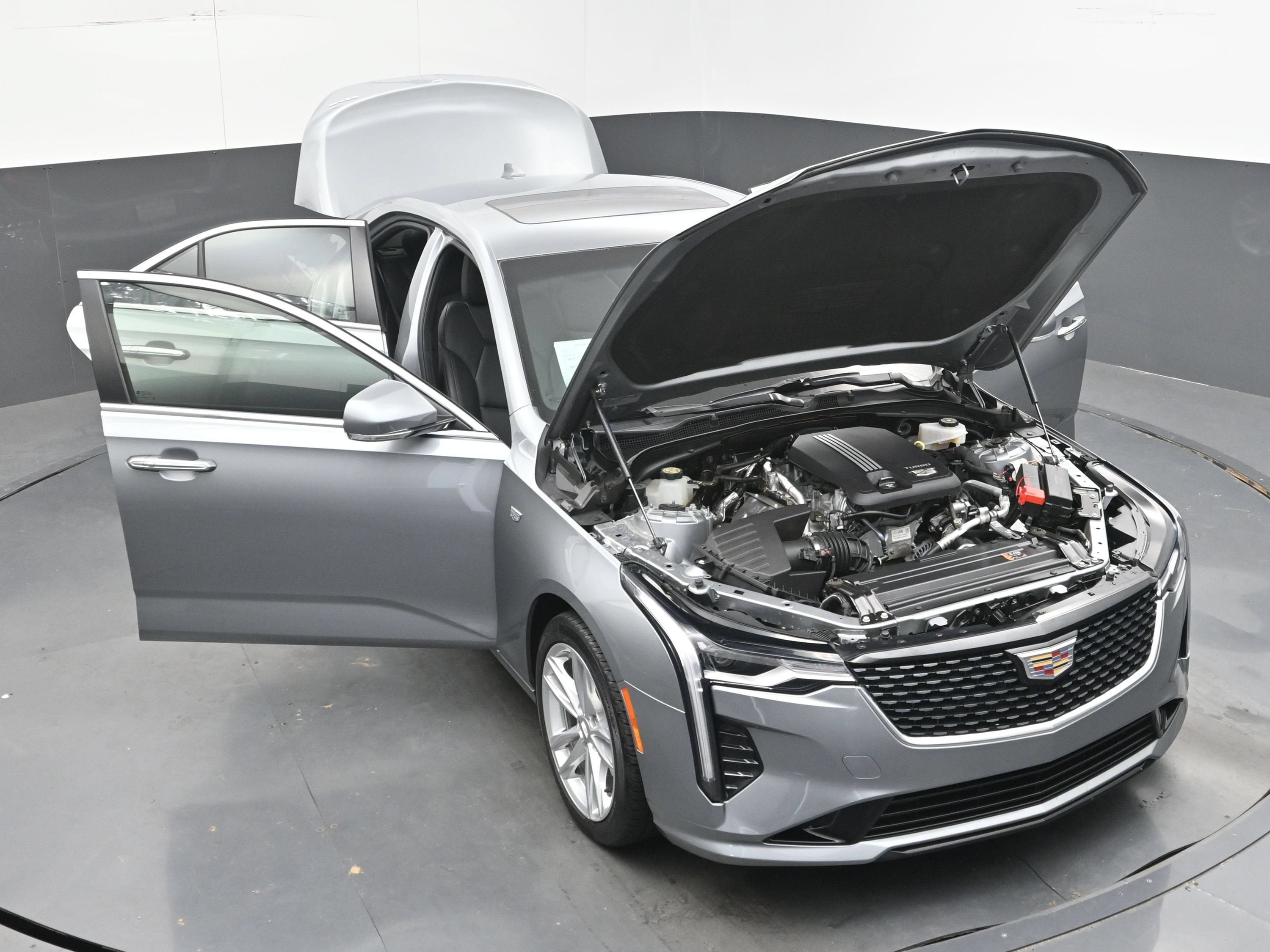 2023 Cadillac CT4 Luxury