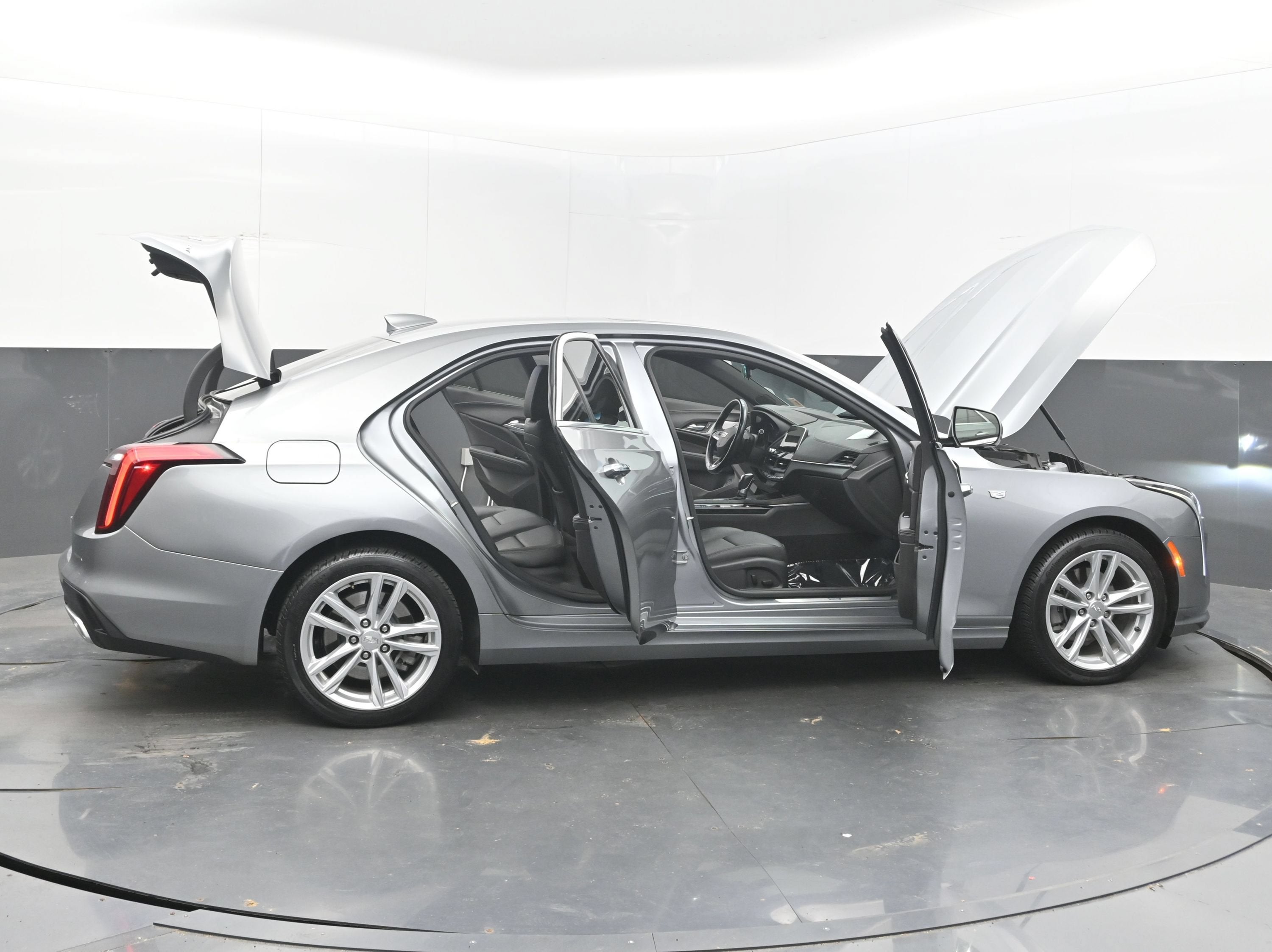 2023 Cadillac CT4 Luxury