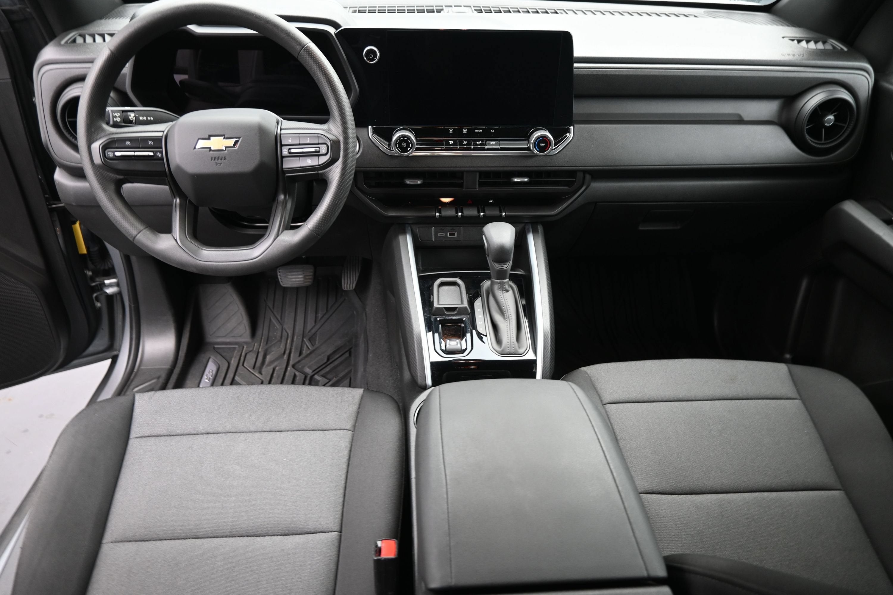 2024 Chevrolet Colorado WT