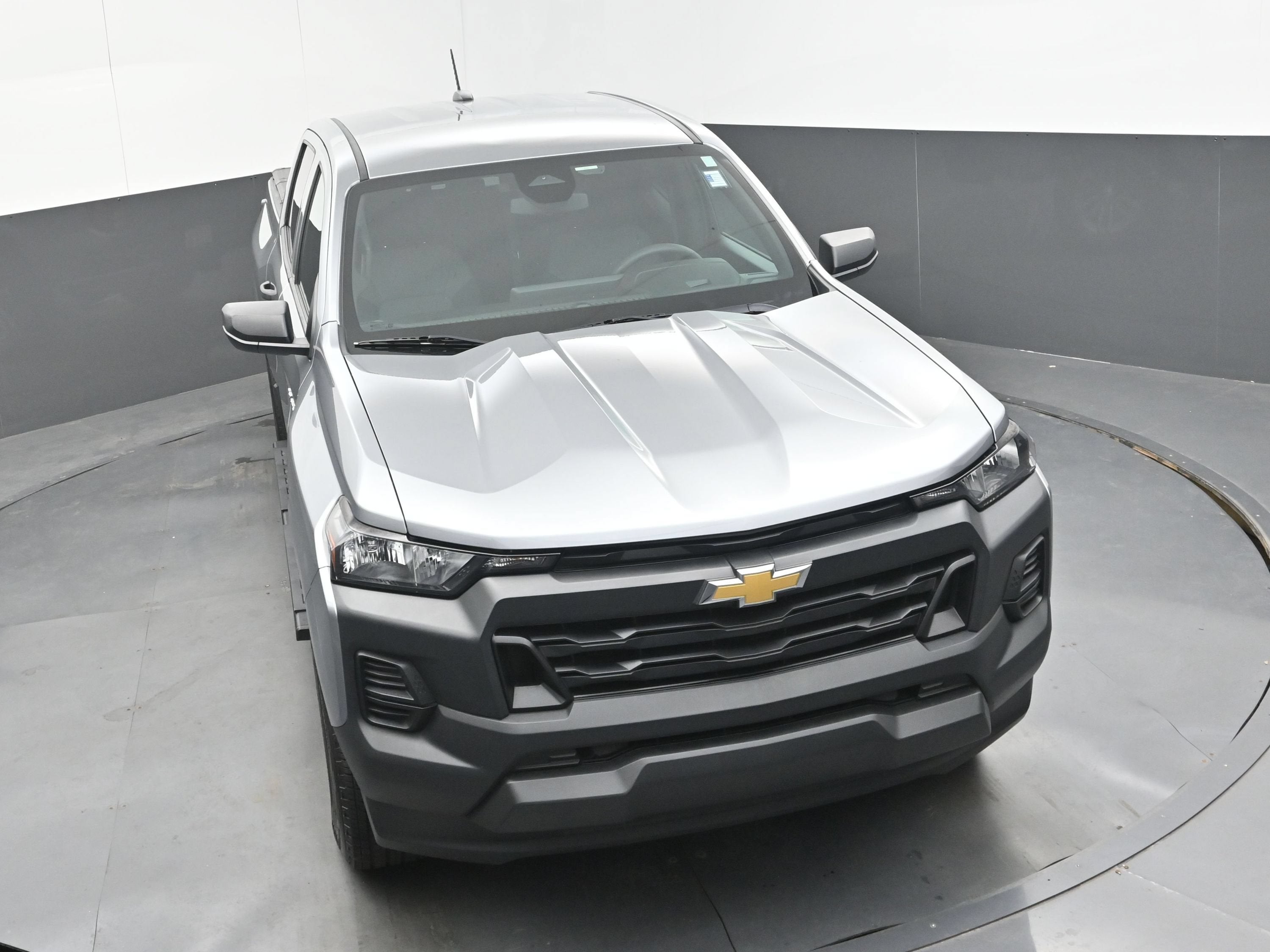 2024 Chevrolet Colorado WT