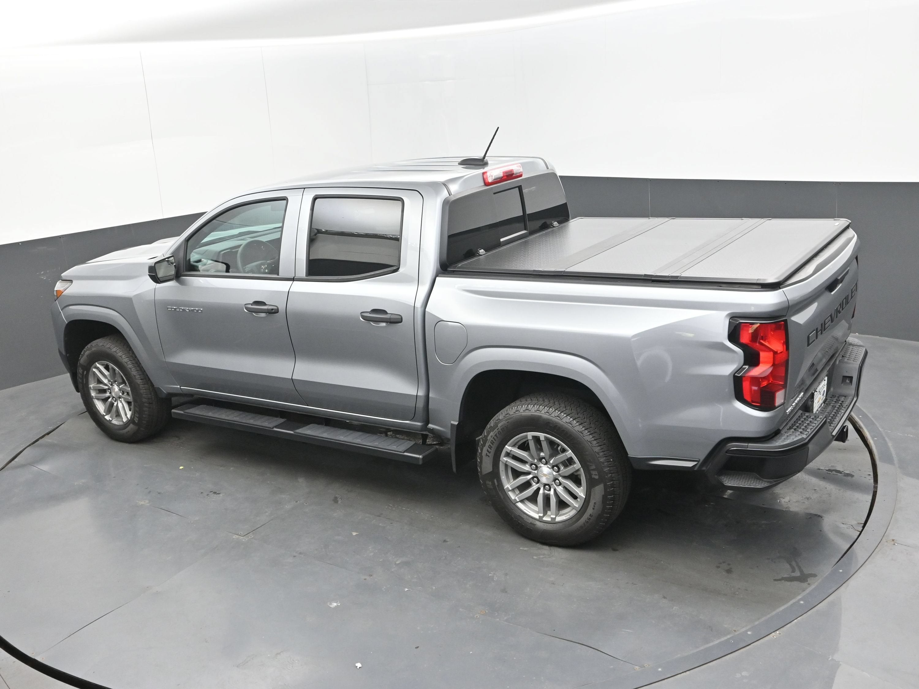 2024 Chevrolet Colorado WT
