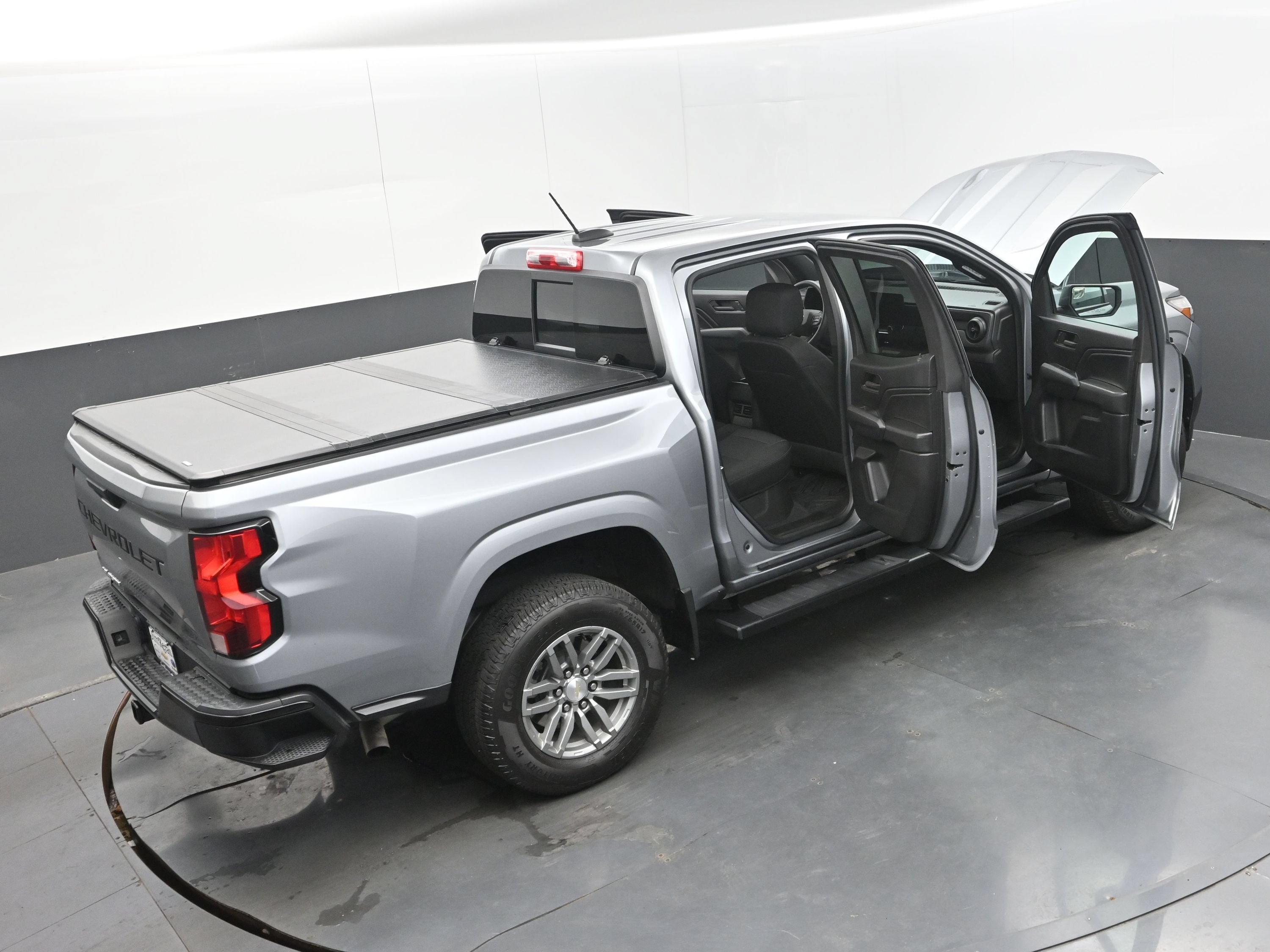 2024 Chevrolet Colorado WT