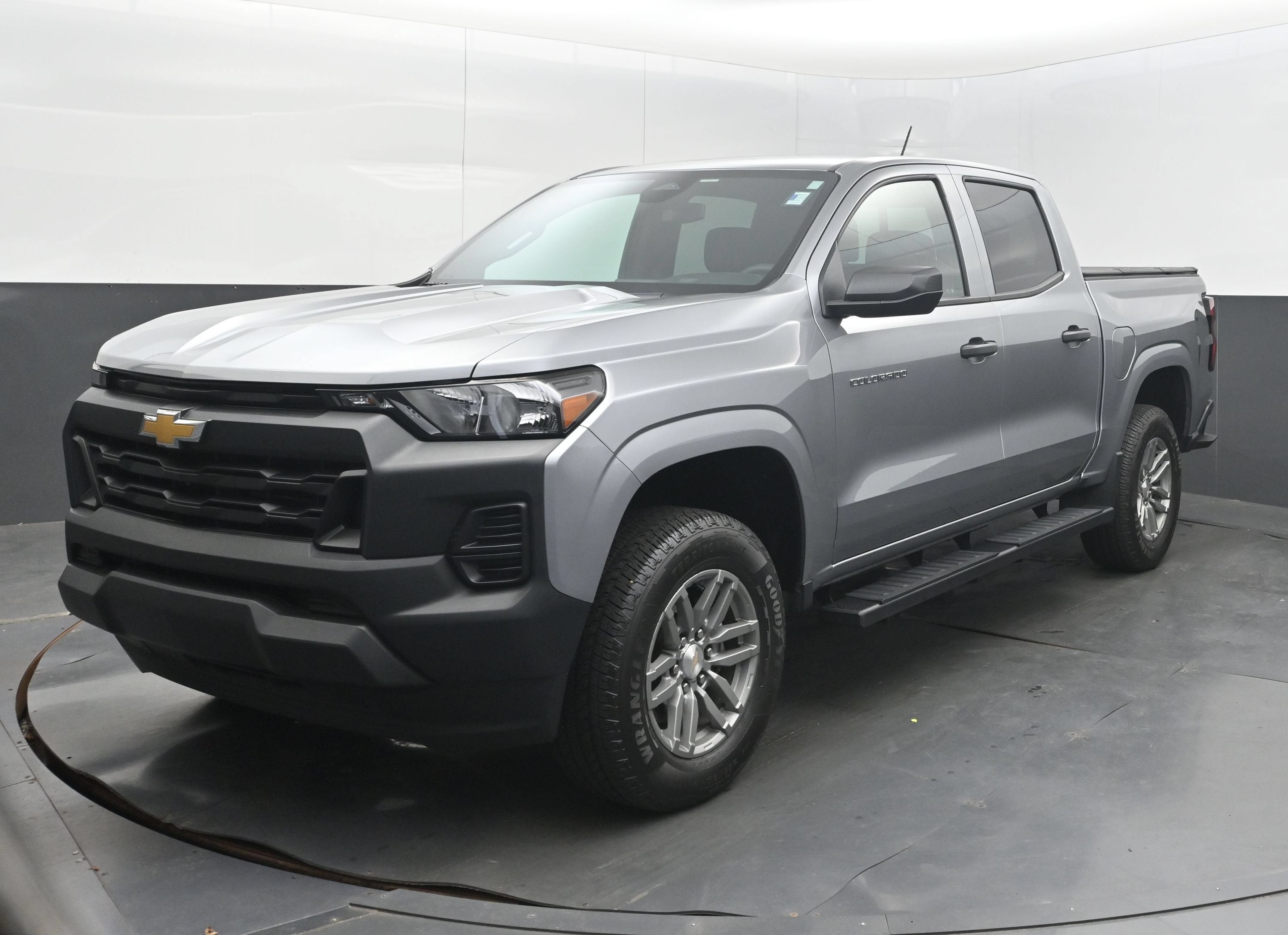 2024 Chevrolet Colorado WT