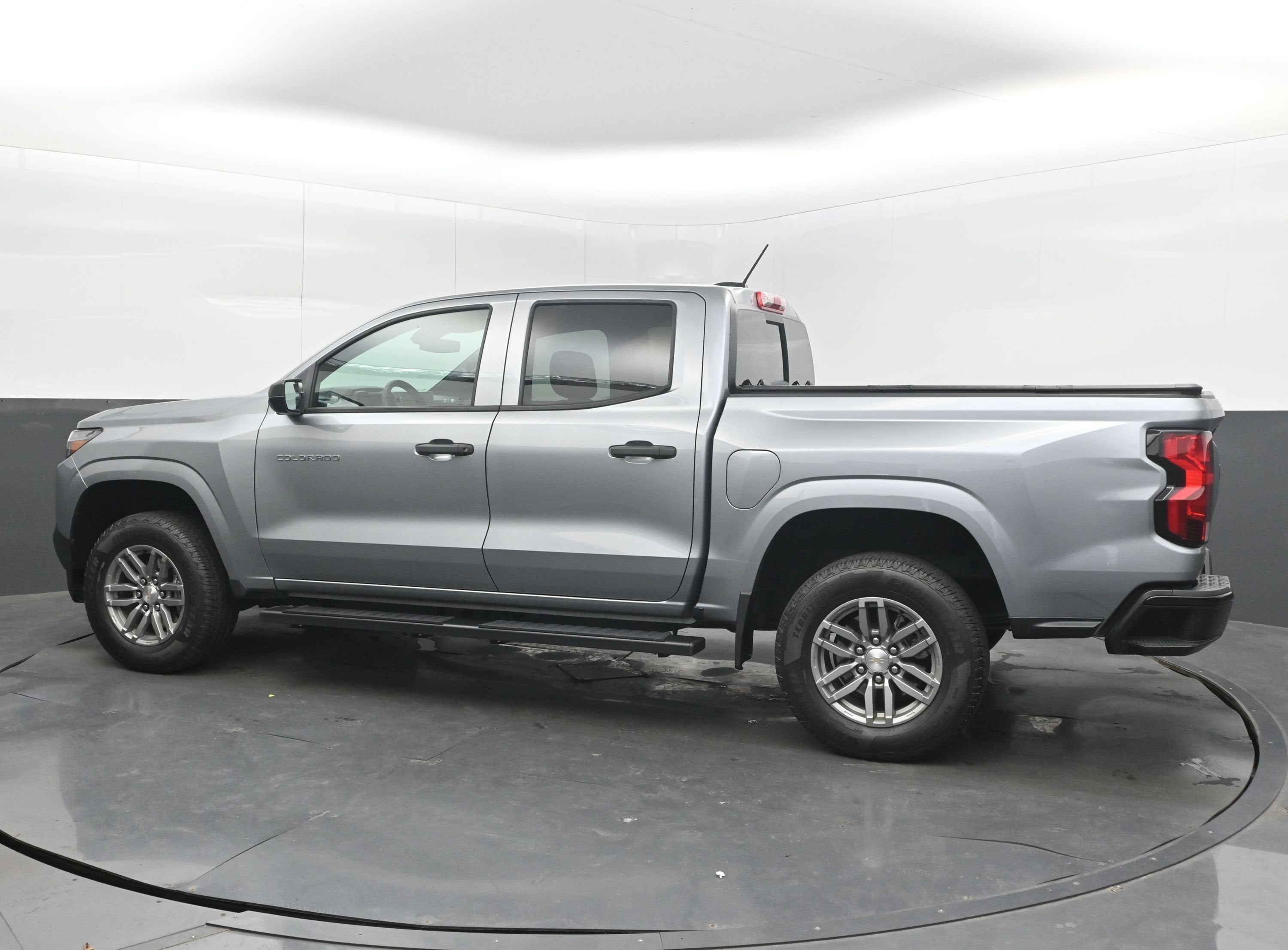 2024 Chevrolet Colorado WT