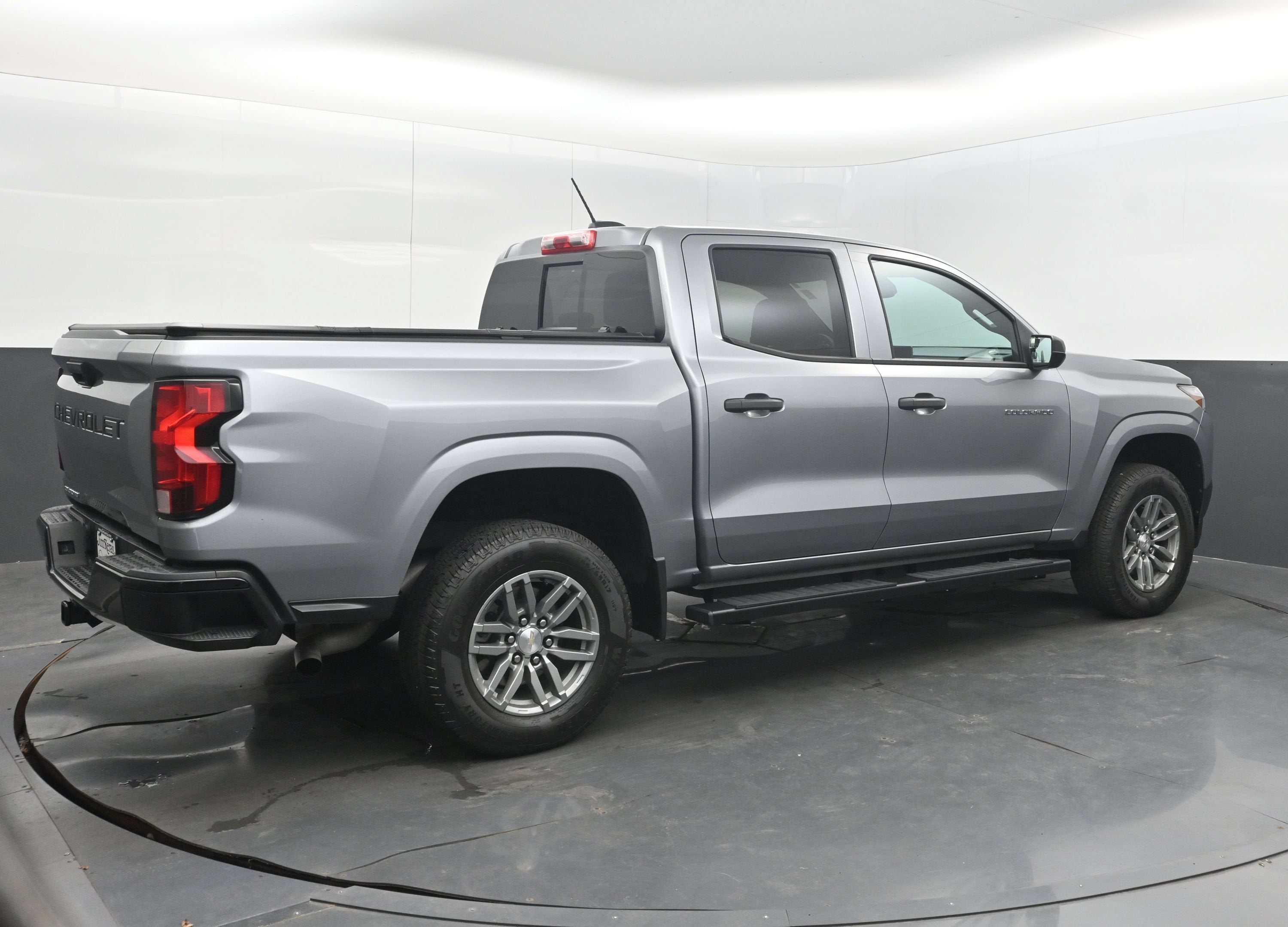 2024 Chevrolet Colorado WT