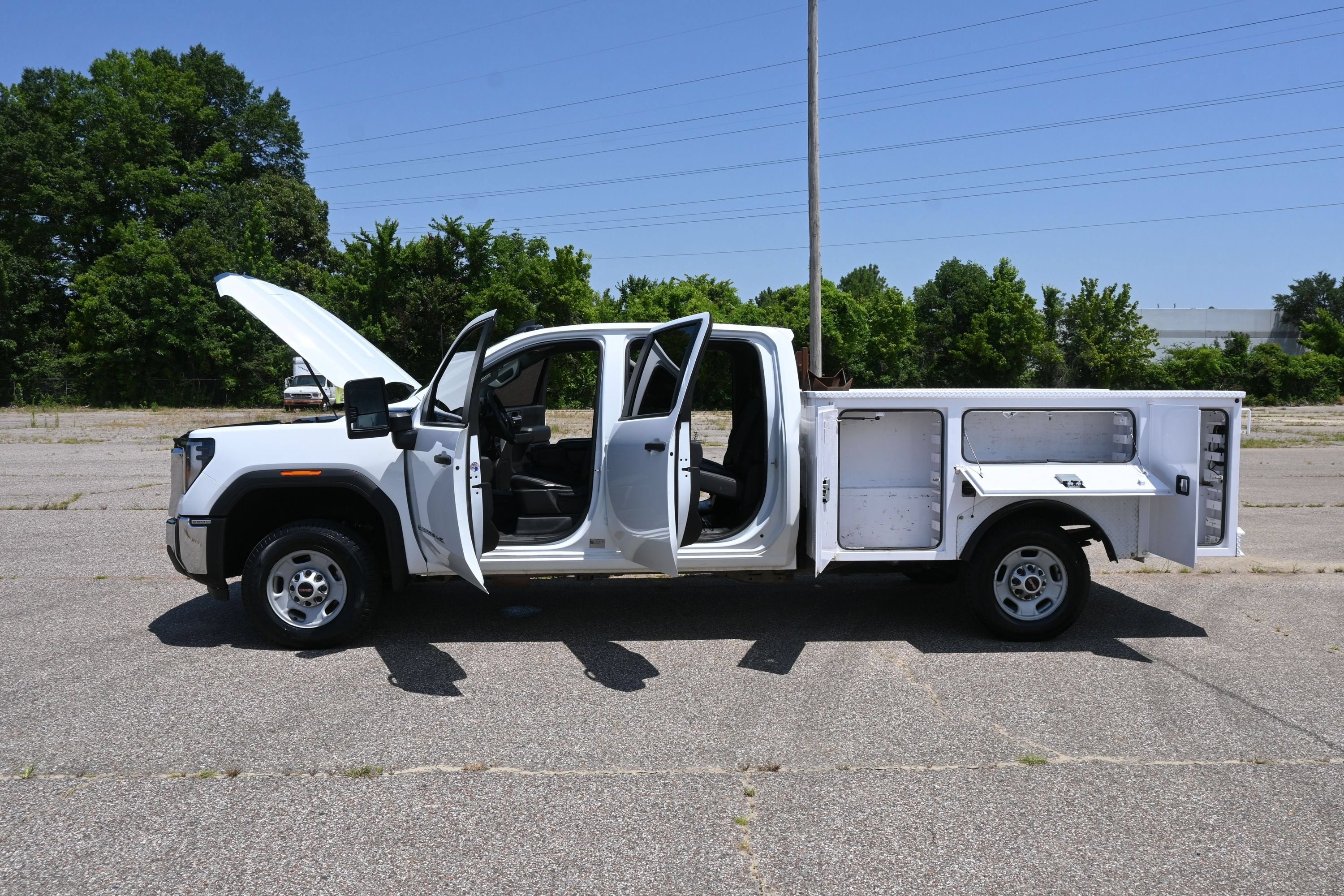 2024 GMC Sierra 2500 HD Pro