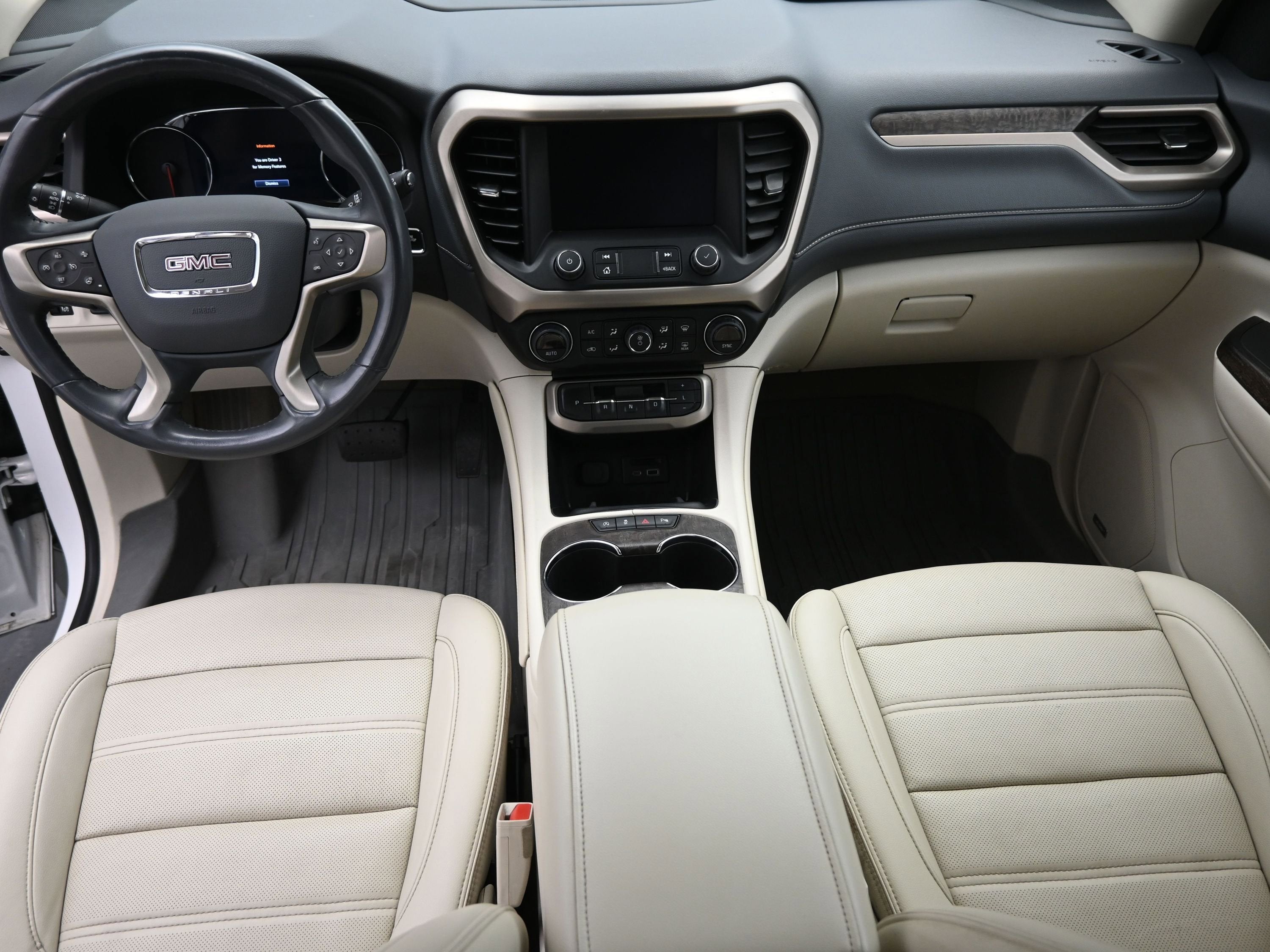 2022 GMC Acadia Denali