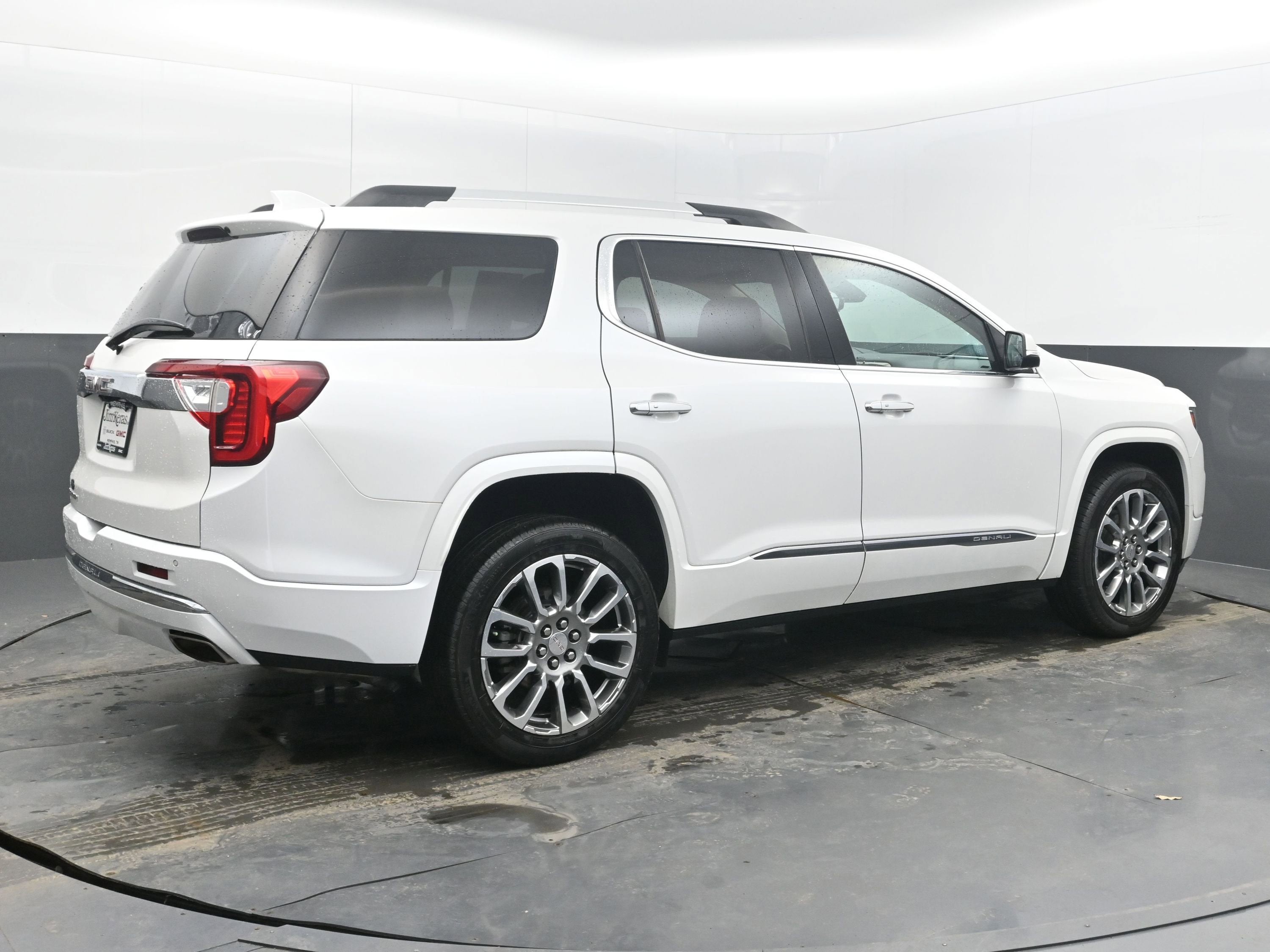 2022 GMC Acadia Denali