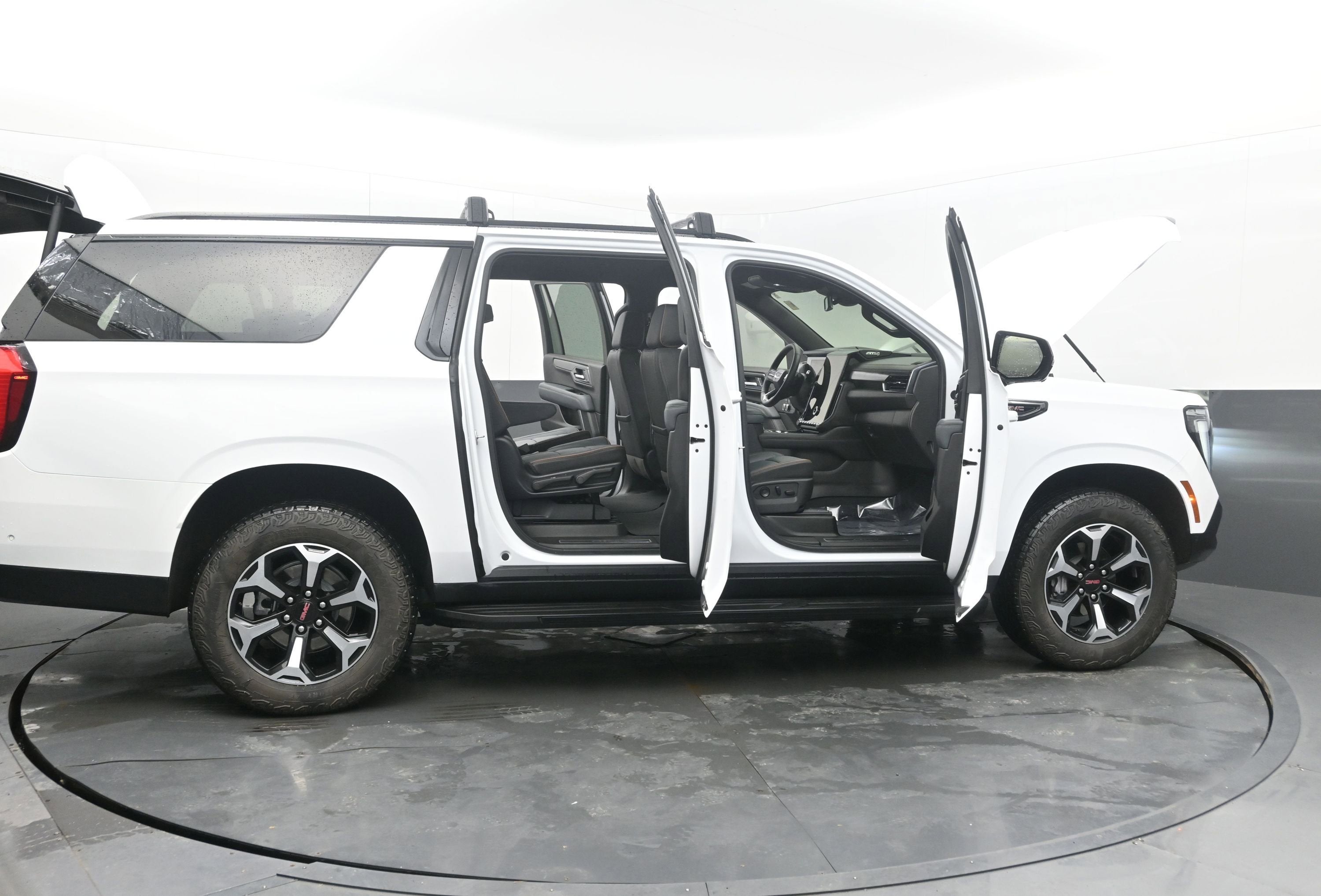 2025 GMC Yukon XL AT4