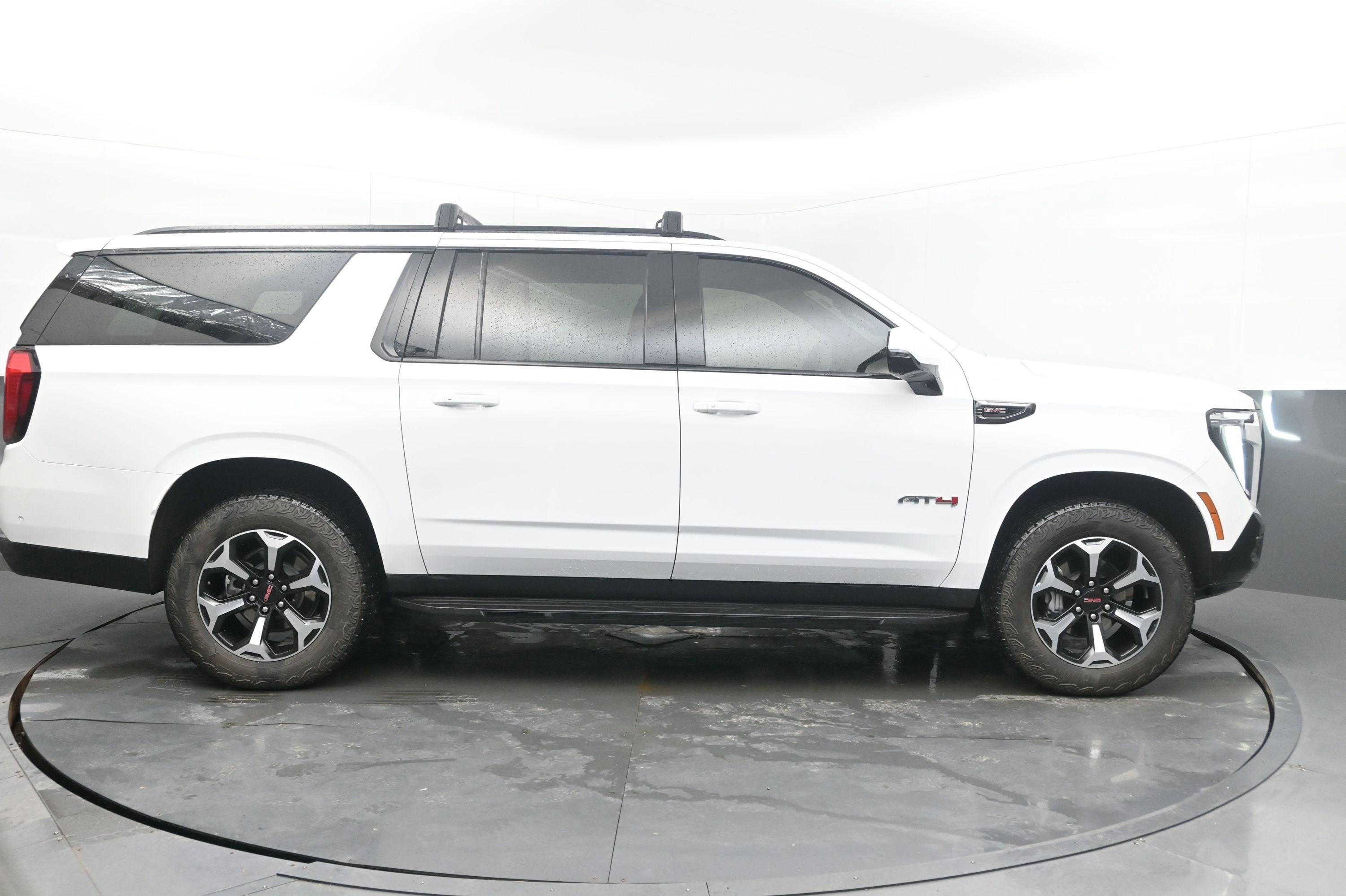 2025 GMC Yukon XL AT4