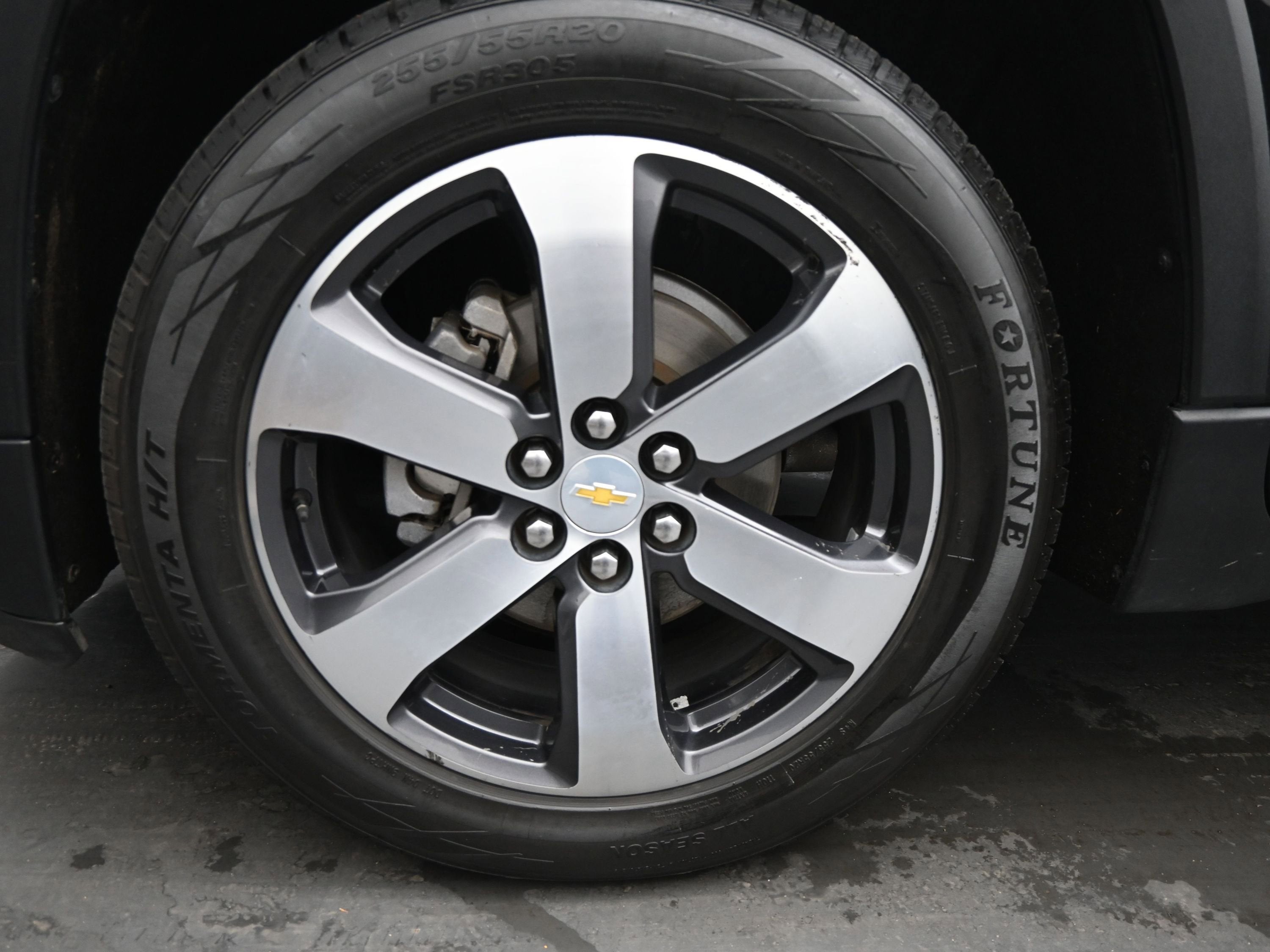 2020 Chevrolet Traverse LT Leather