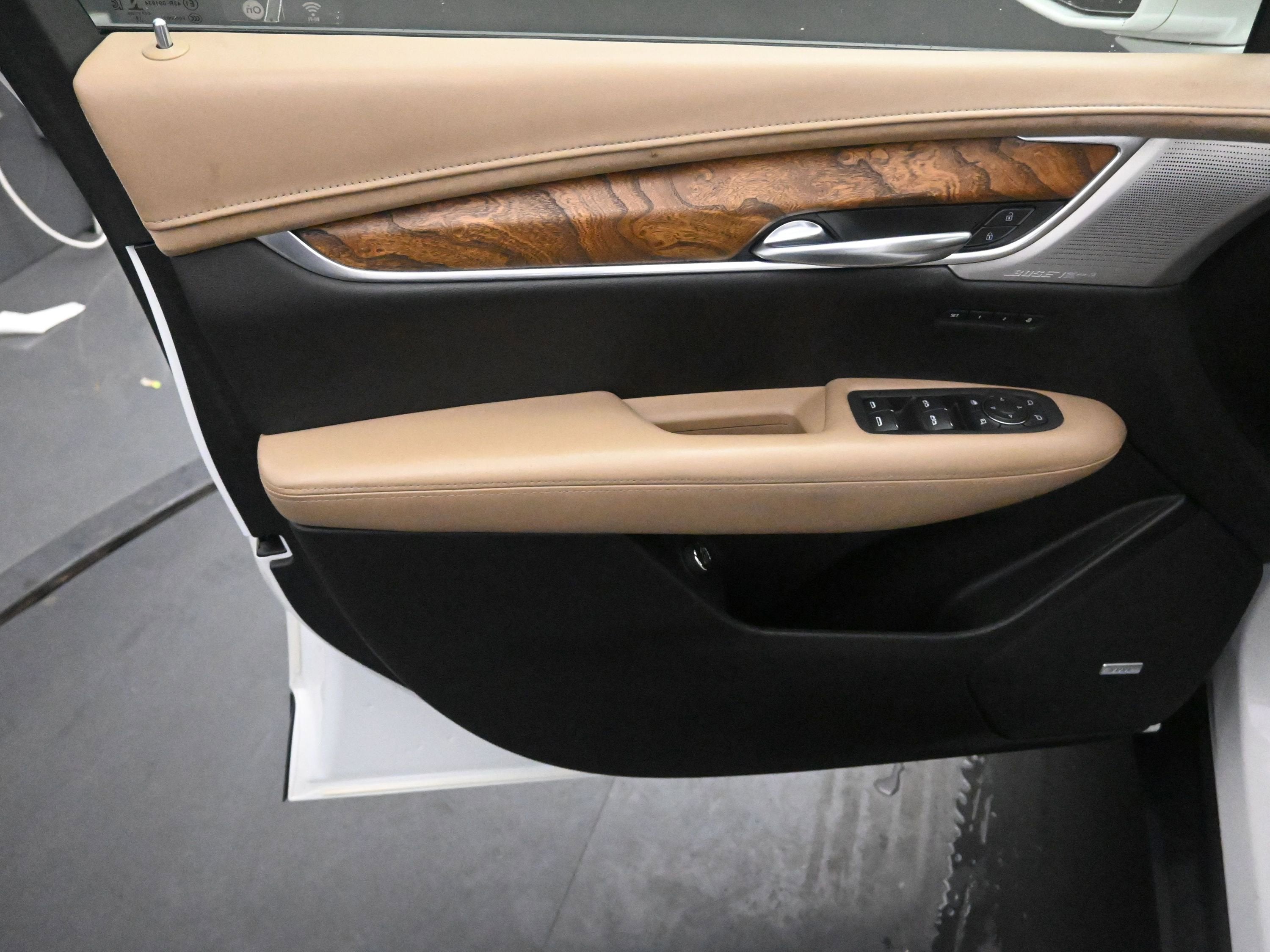 2020 Cadillac XT5 Sport