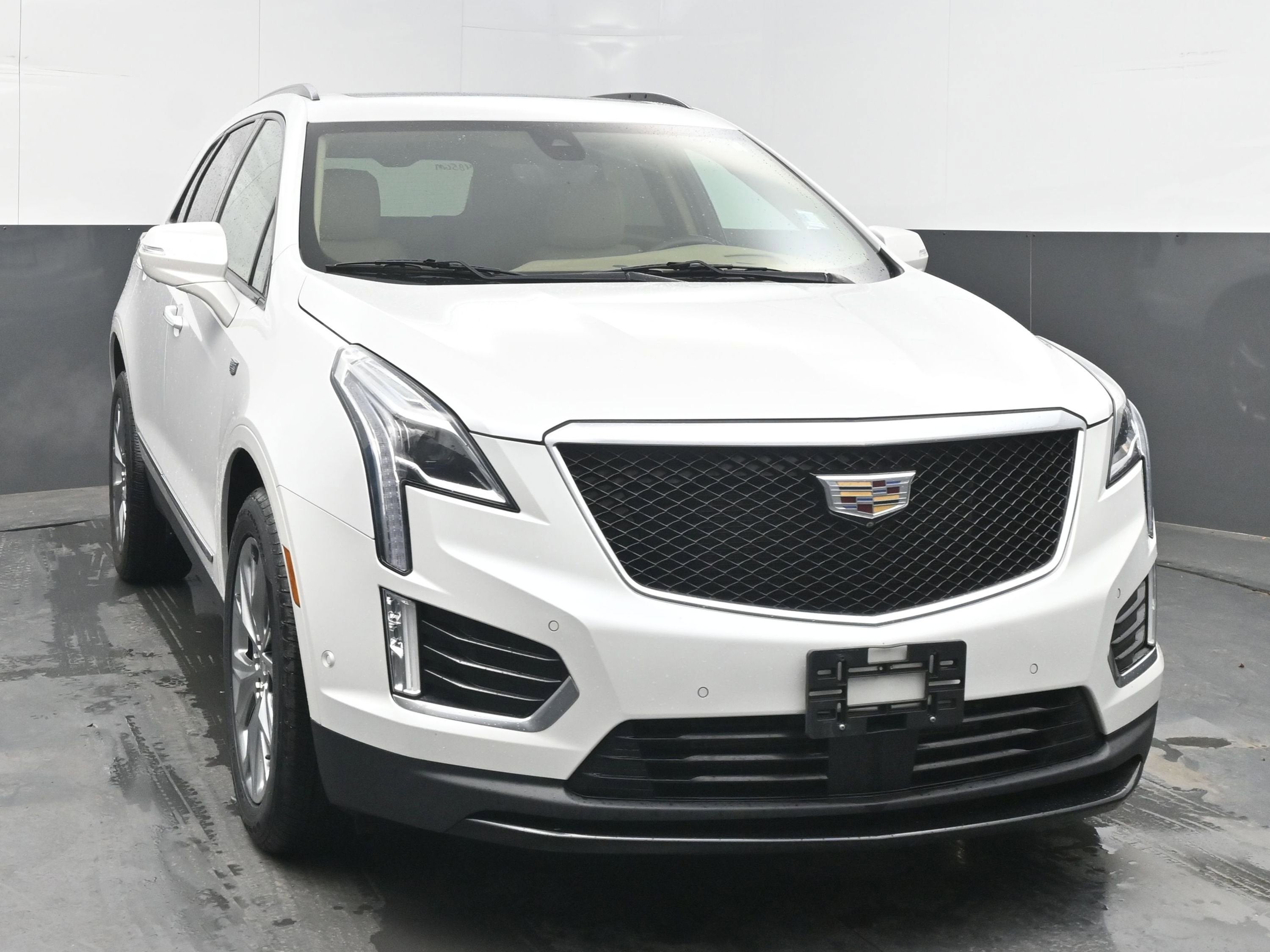 2020 Cadillac XT5 Sport