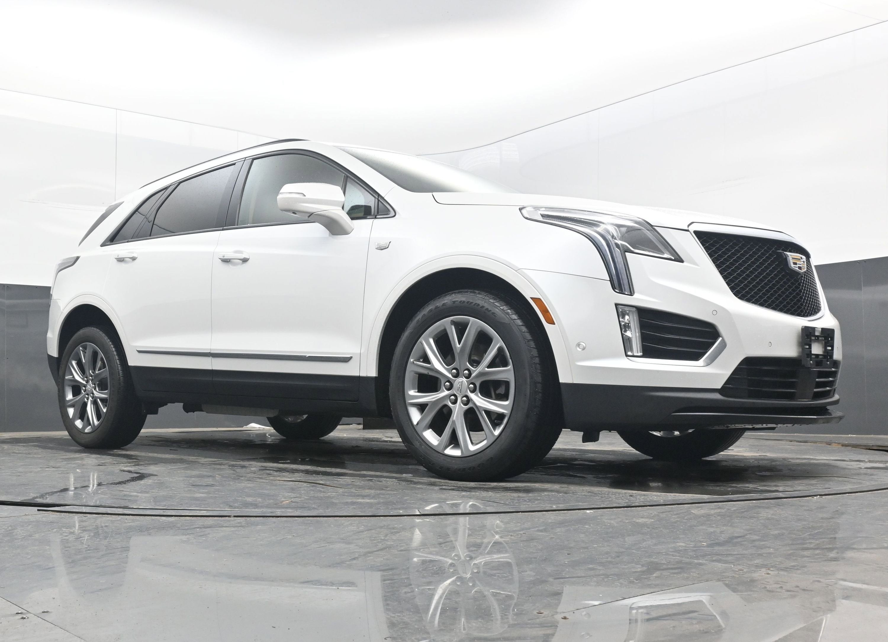 2020 Cadillac XT5 Sport