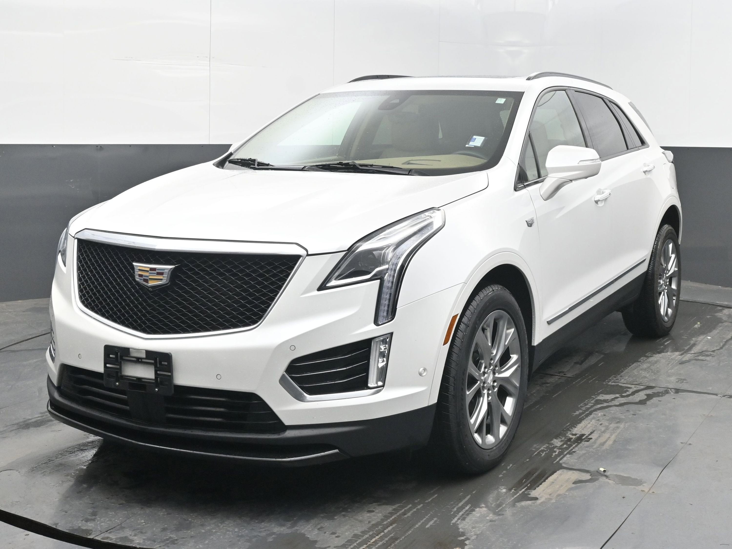 2020 Cadillac XT5 Sport