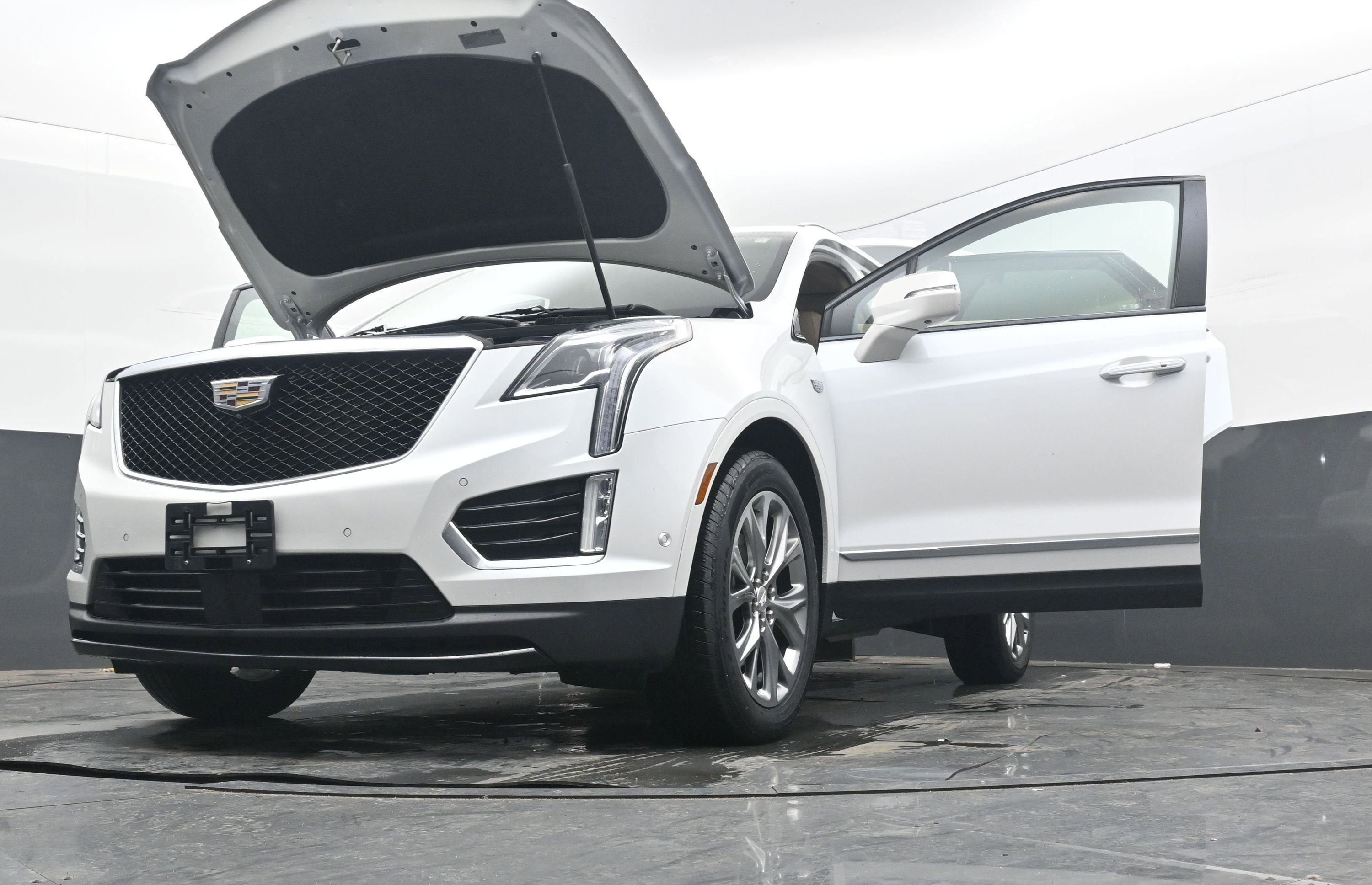 2020 Cadillac XT5 Sport