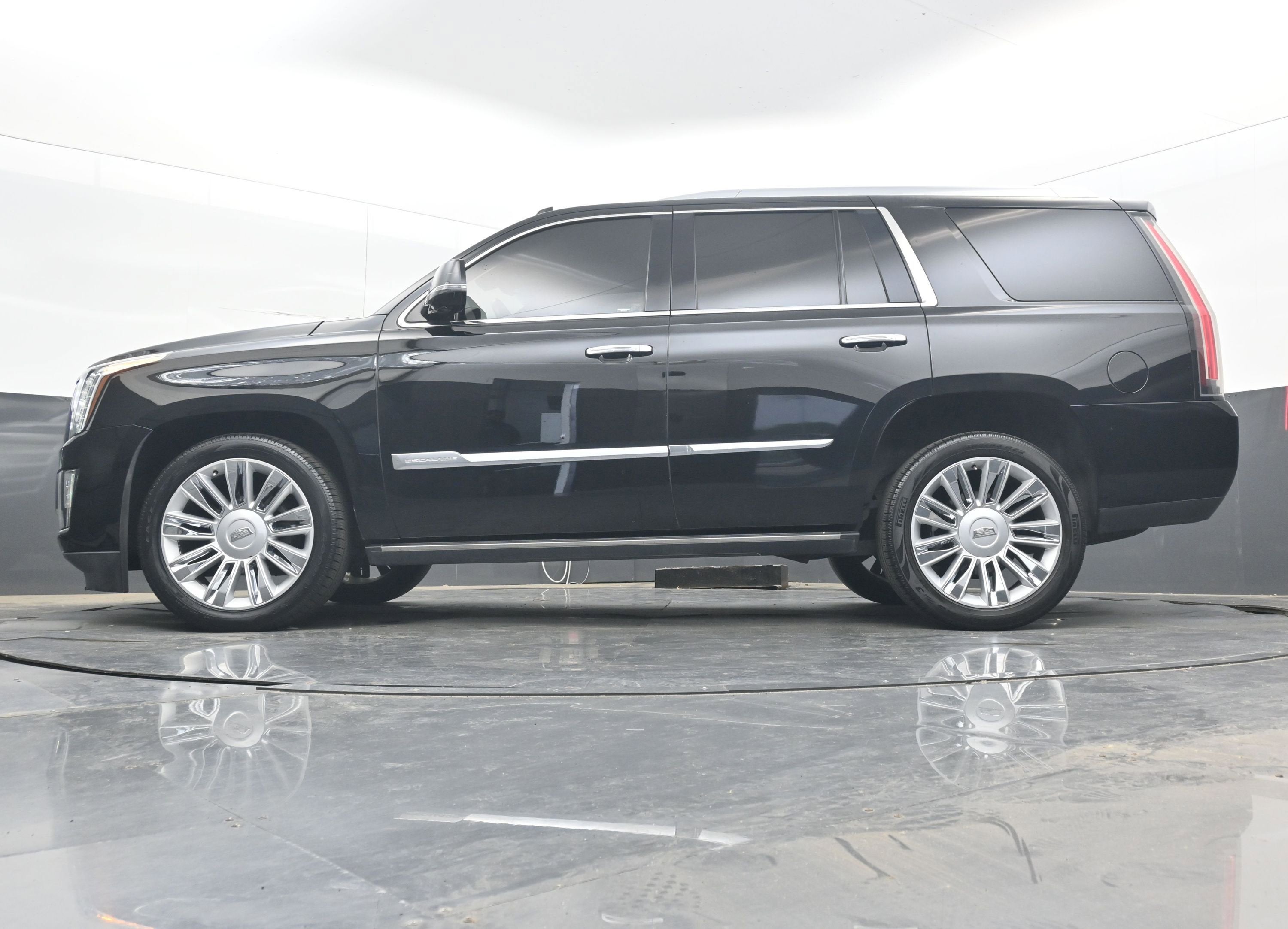 2016 Cadillac Escalade Platinum