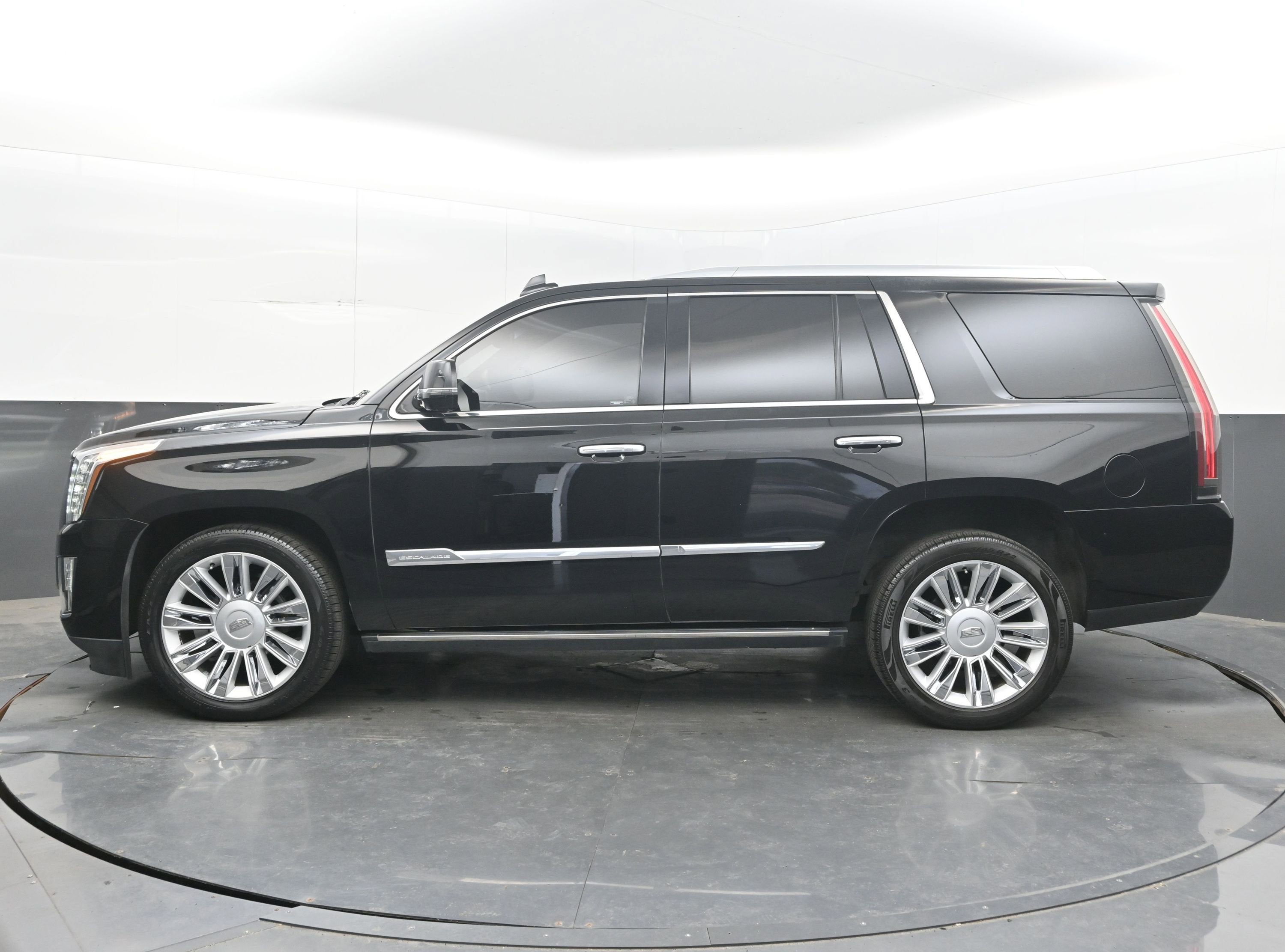 2016 Cadillac Escalade Platinum