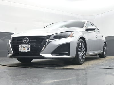 2023 Nissan Altima SV FWD