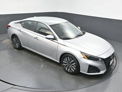 2023 Nissan Altima SV FWD