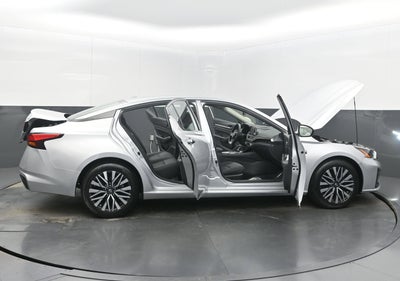 2023 Nissan Altima SV FWD