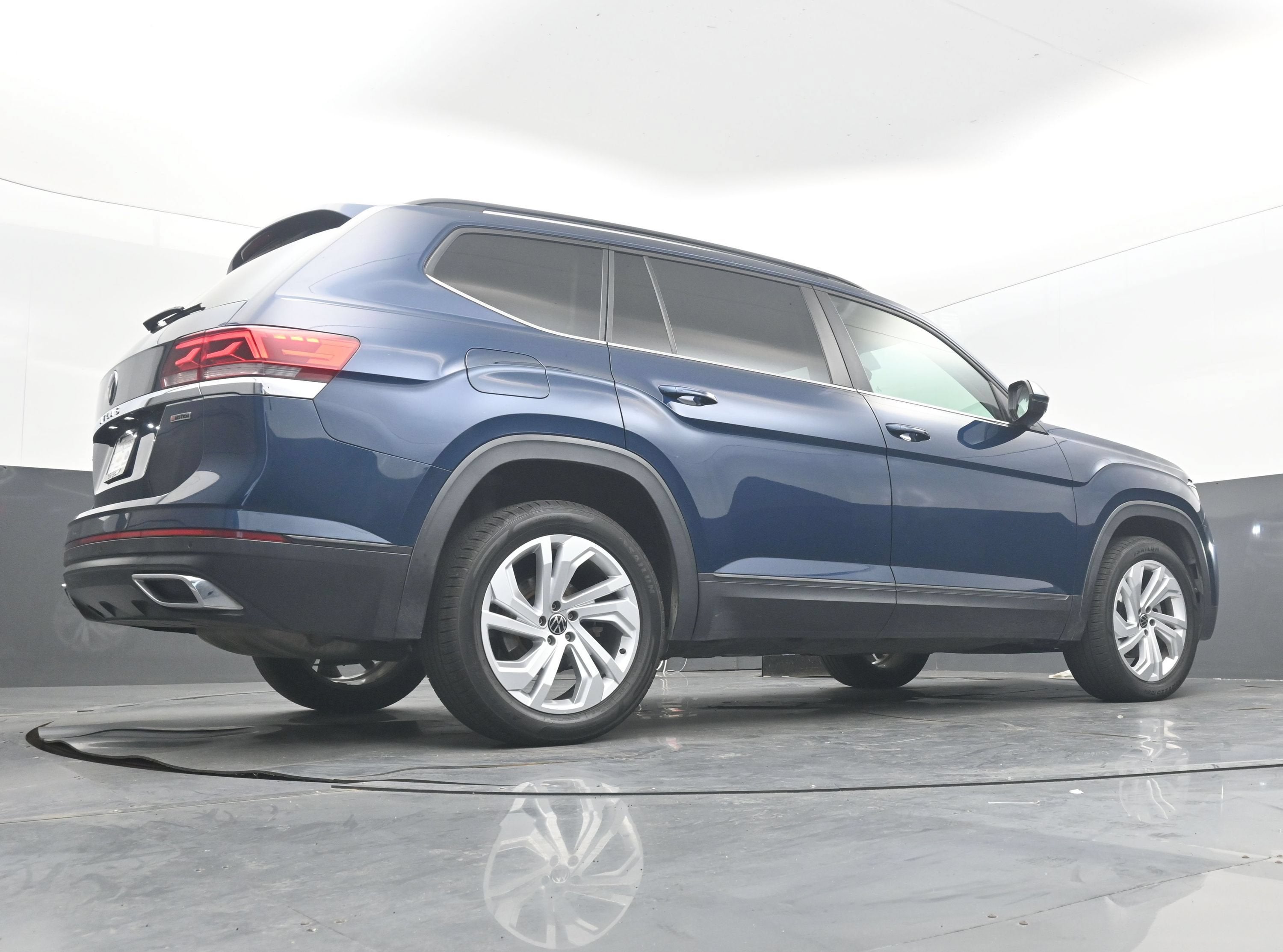 2021 Volkswagen Atlas 3.6L V6 SE w/Technology
