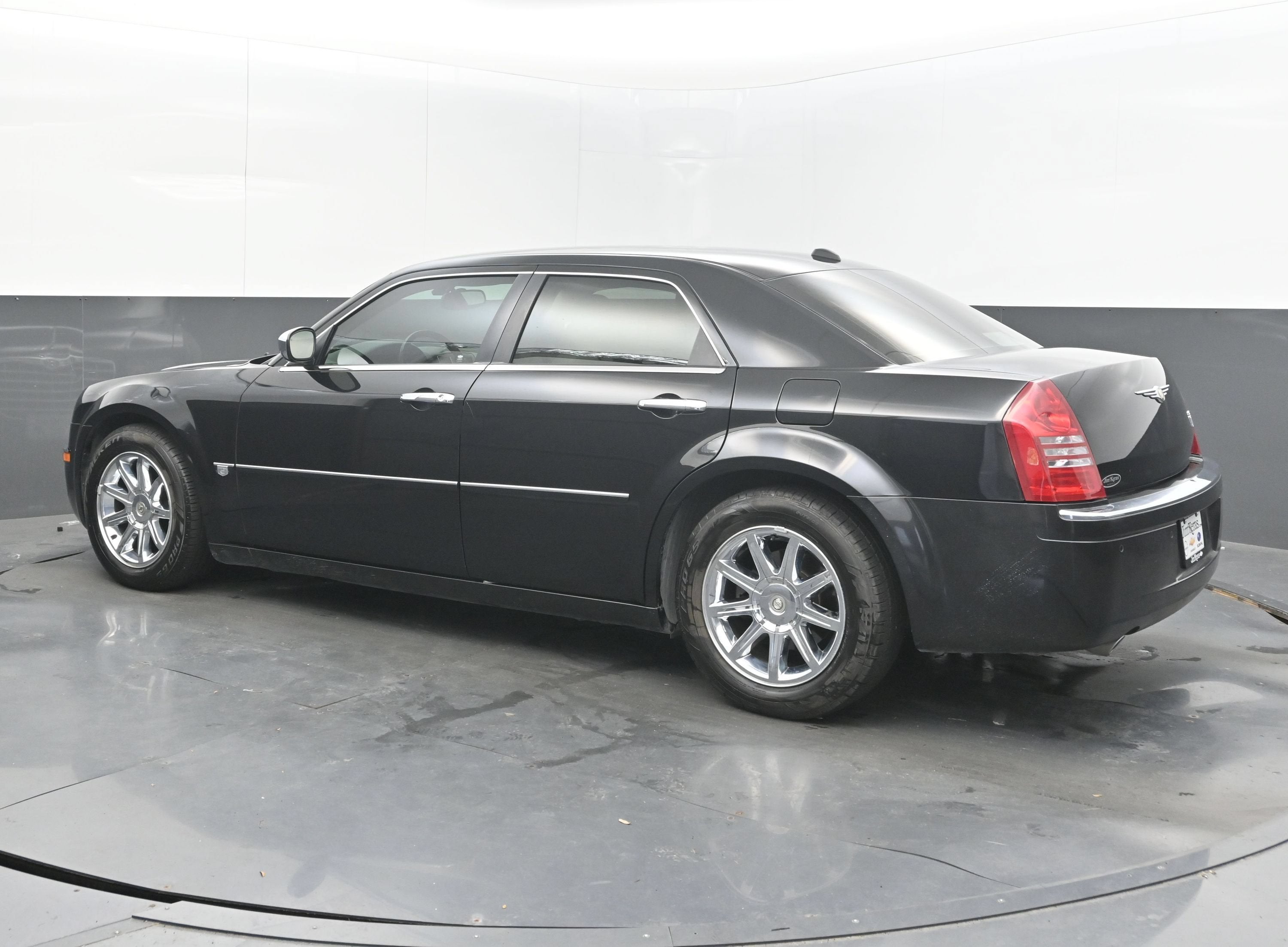2005 Chrysler 300 300C